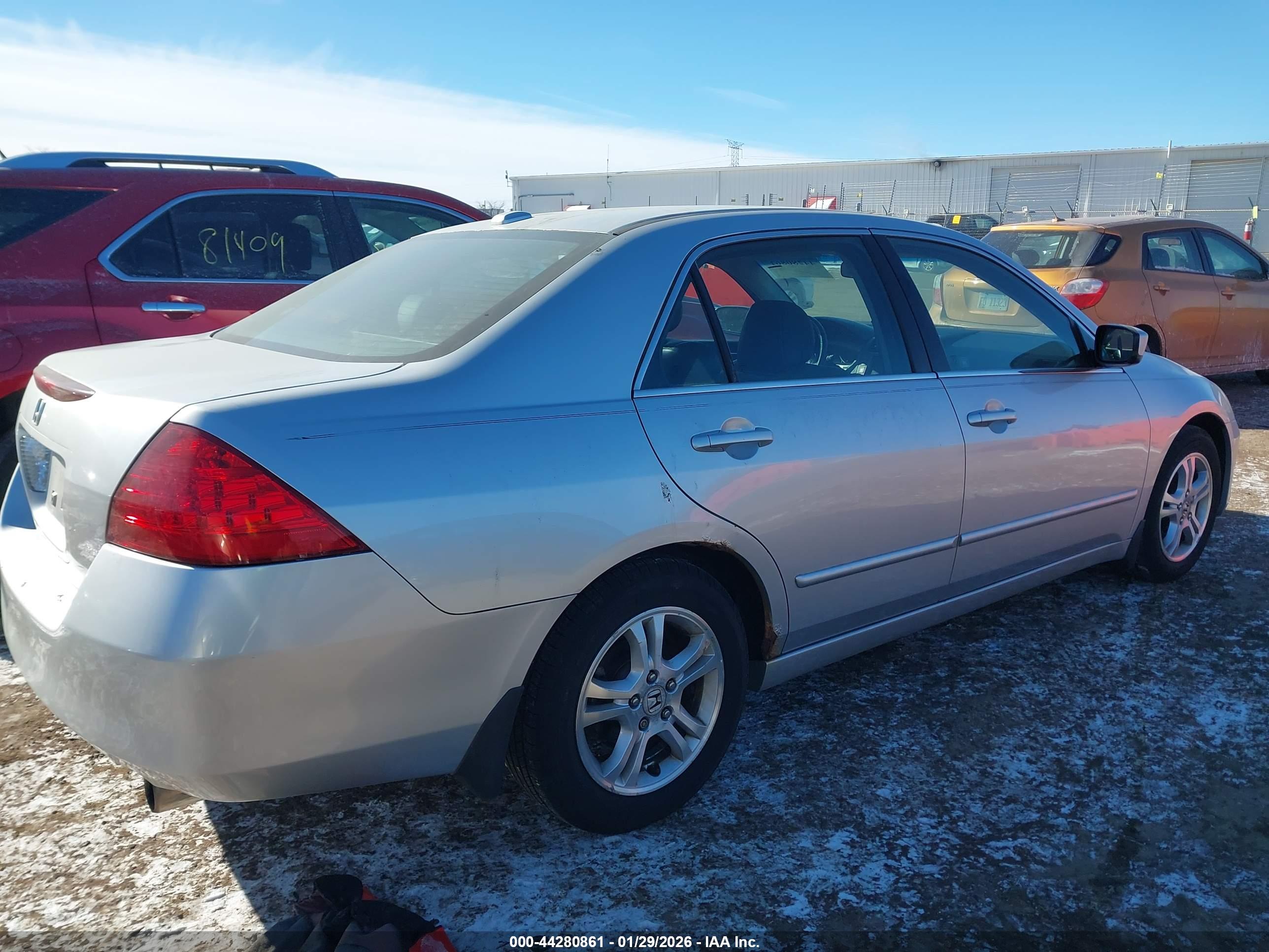HONDA ACCORD image 4