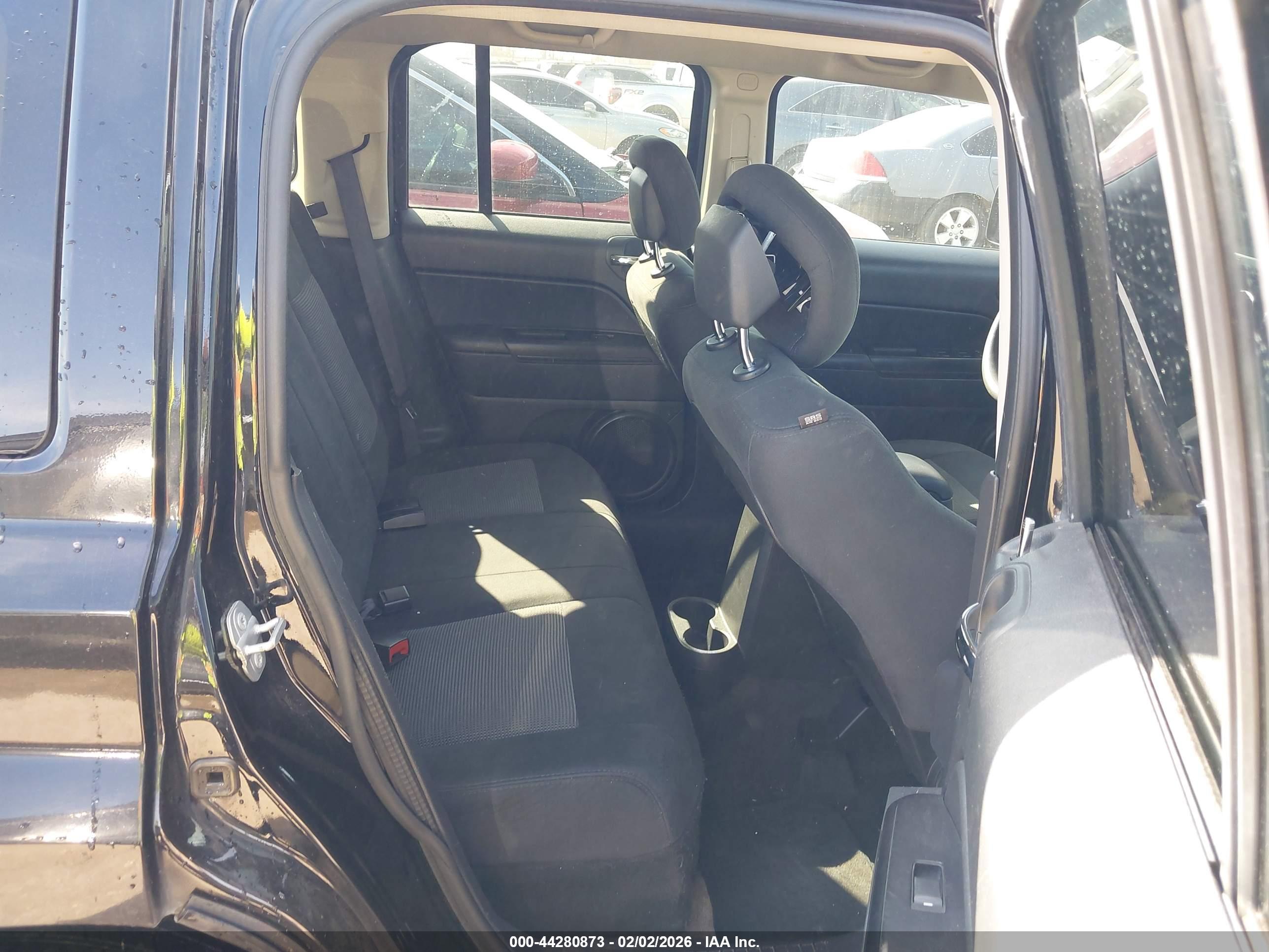 JEEP PATRIOT image 8
