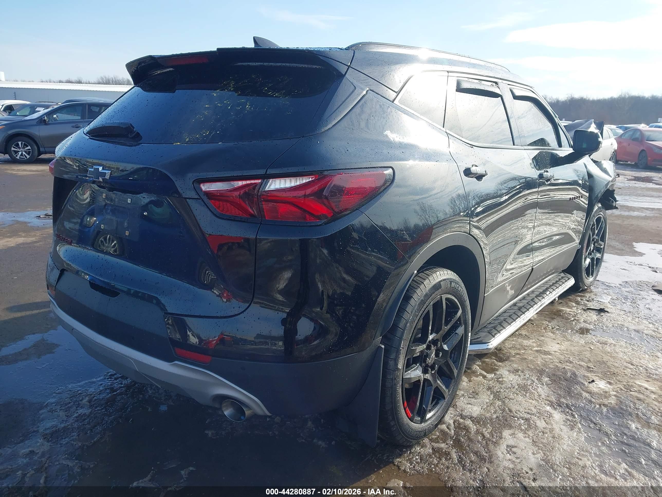 CHEVROLET BLAZER image 4