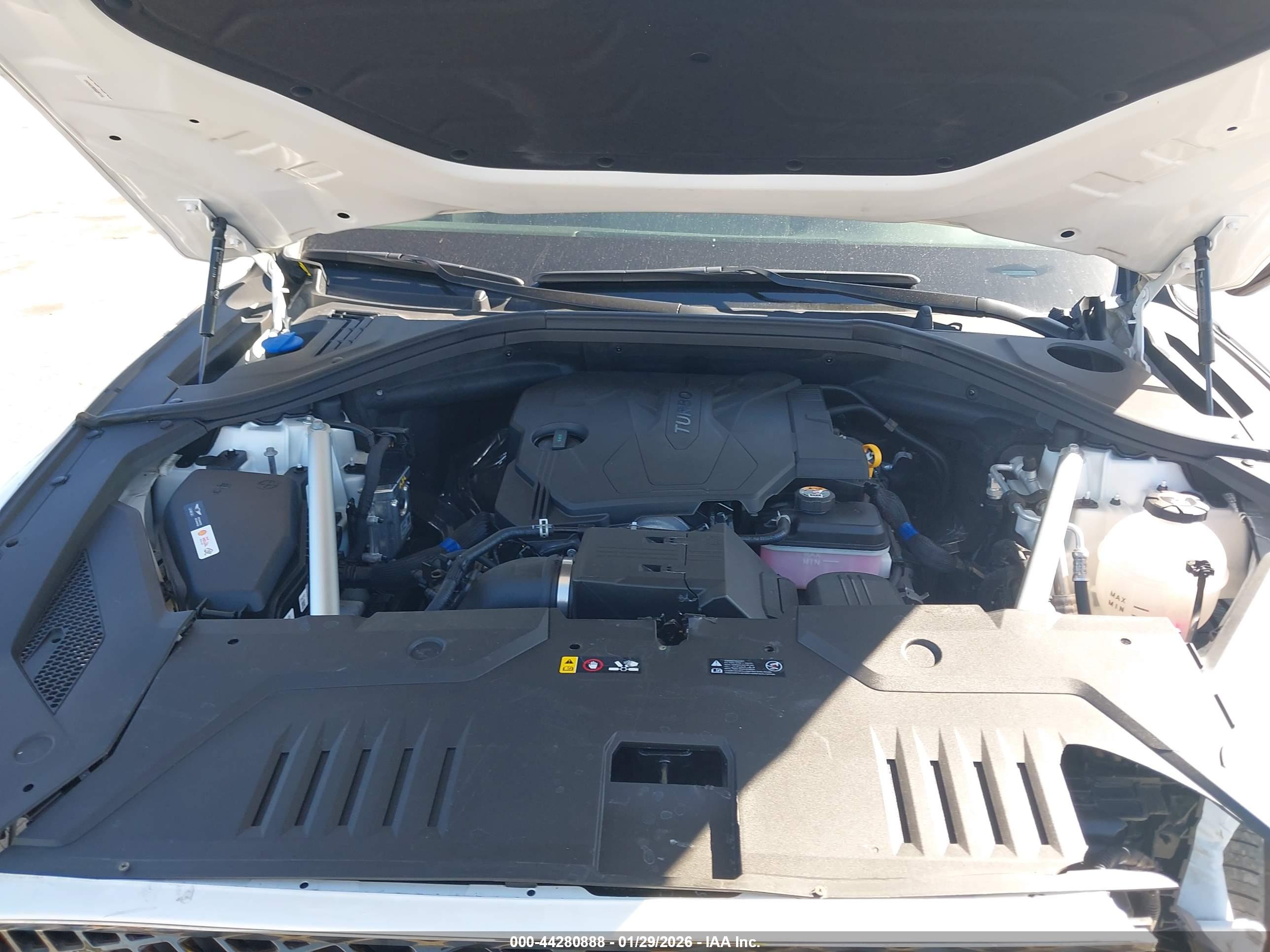 GENESIS GV70 image 10