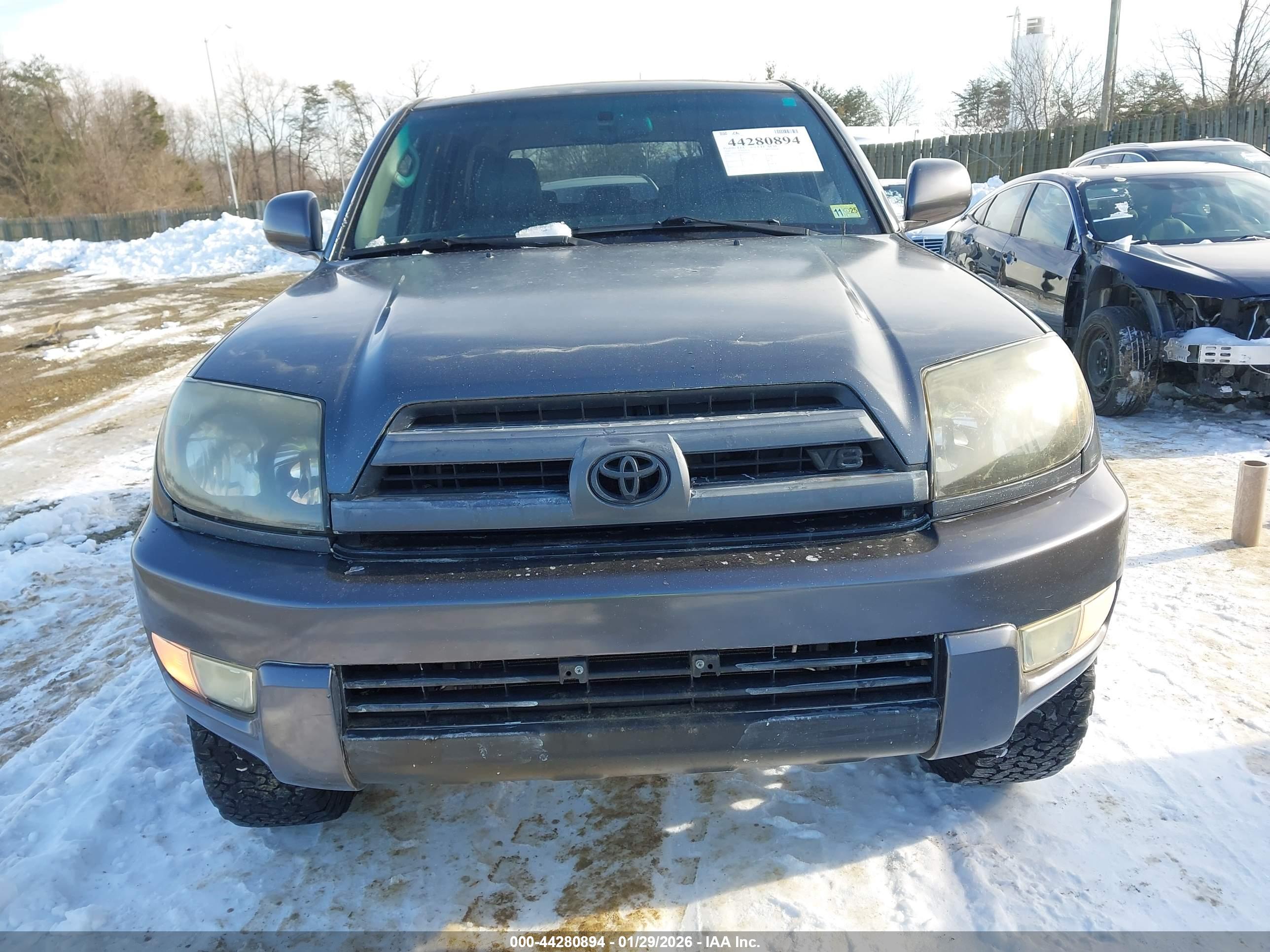 TOYOTA 4RUNNER image 6