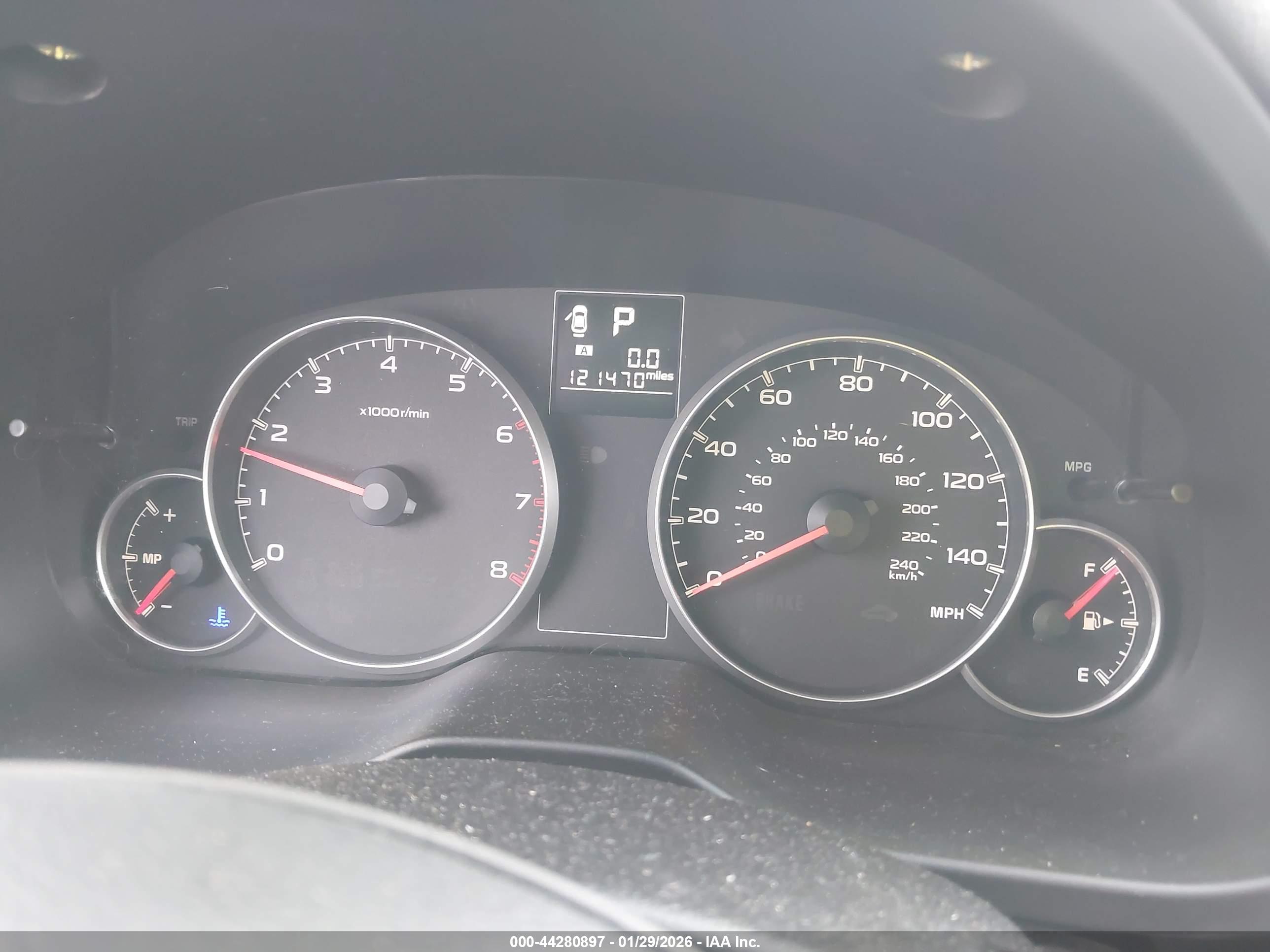 SUBARU OUTBACK image 7