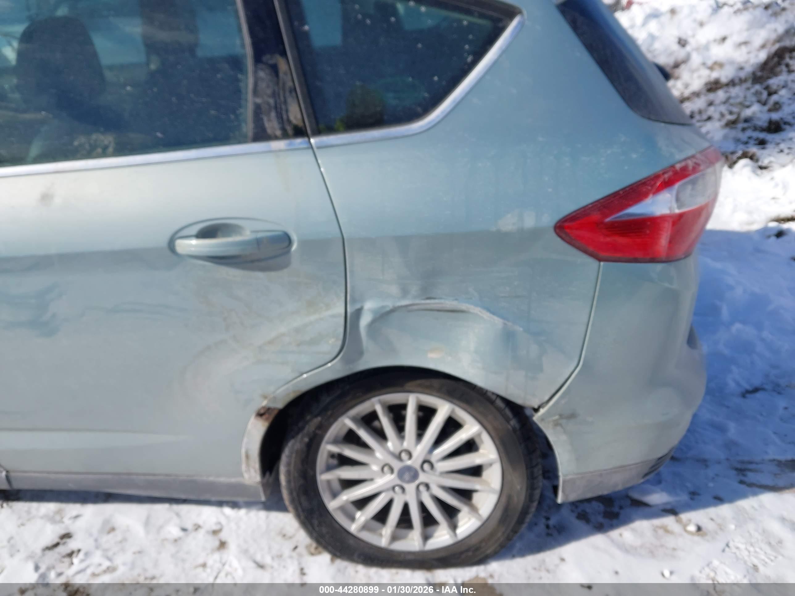 FORD C-MAX image 6