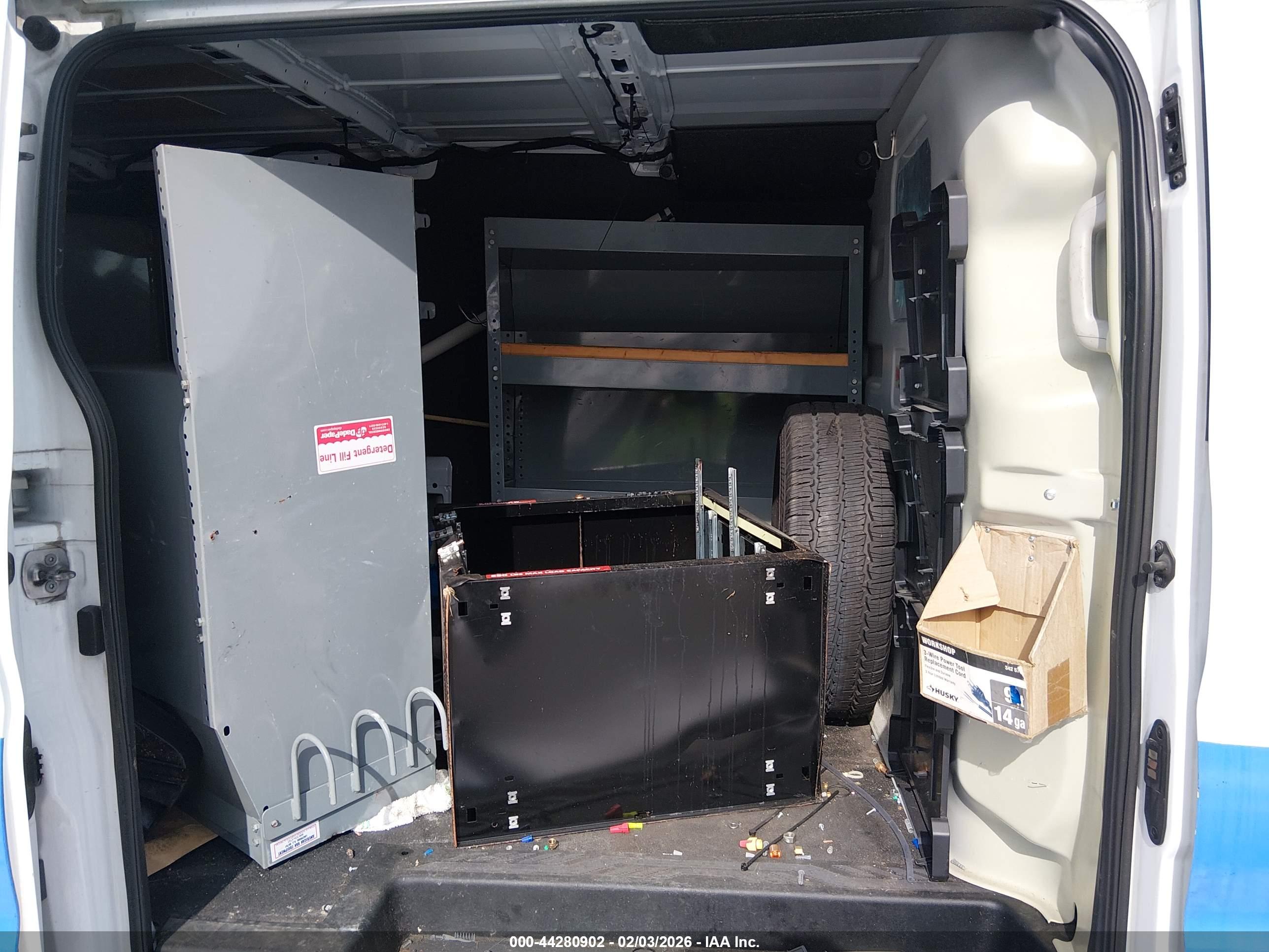 FORD TRANSIT-150 image 8