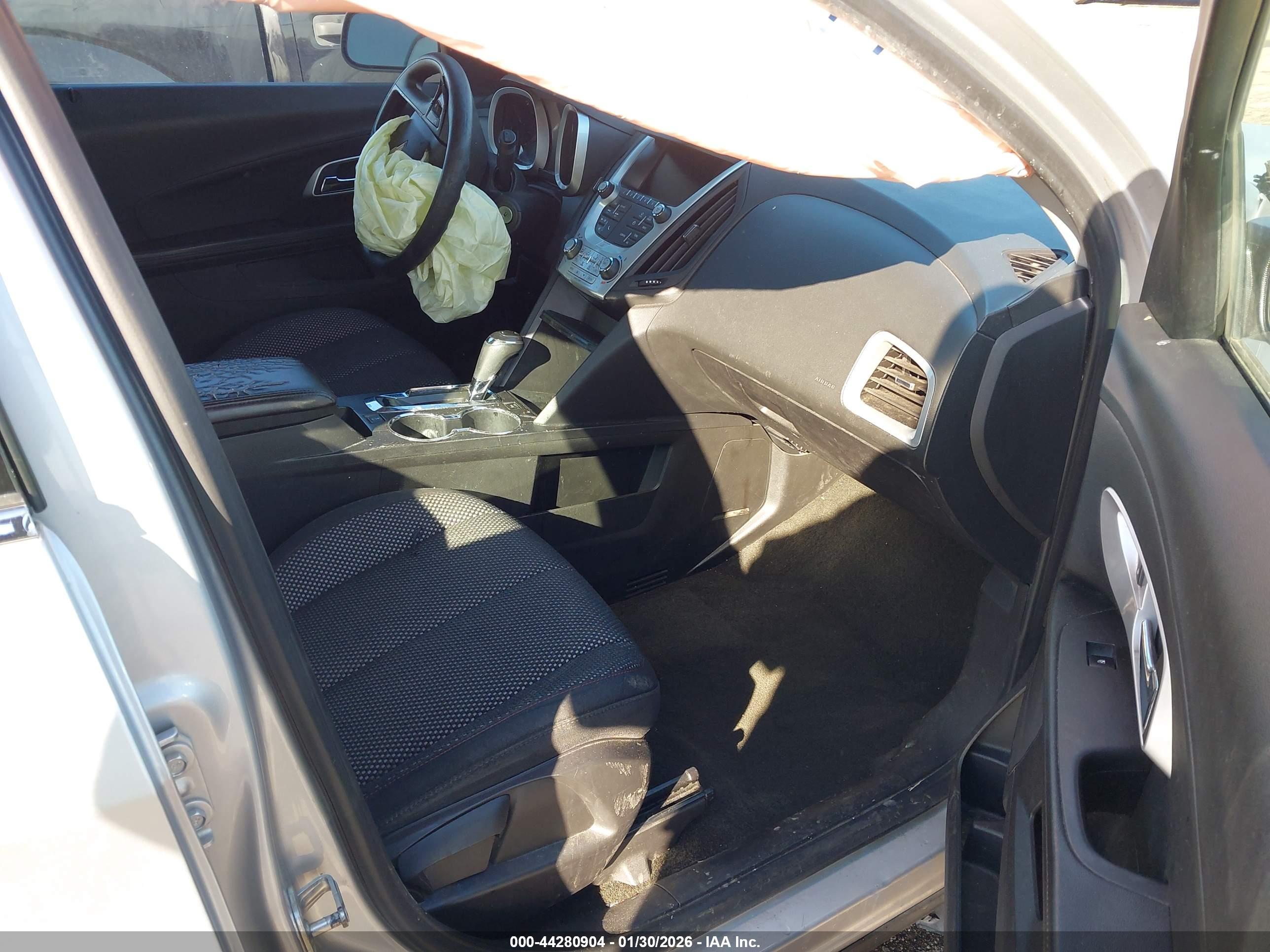 CHEVROLET EQUINOX image 5