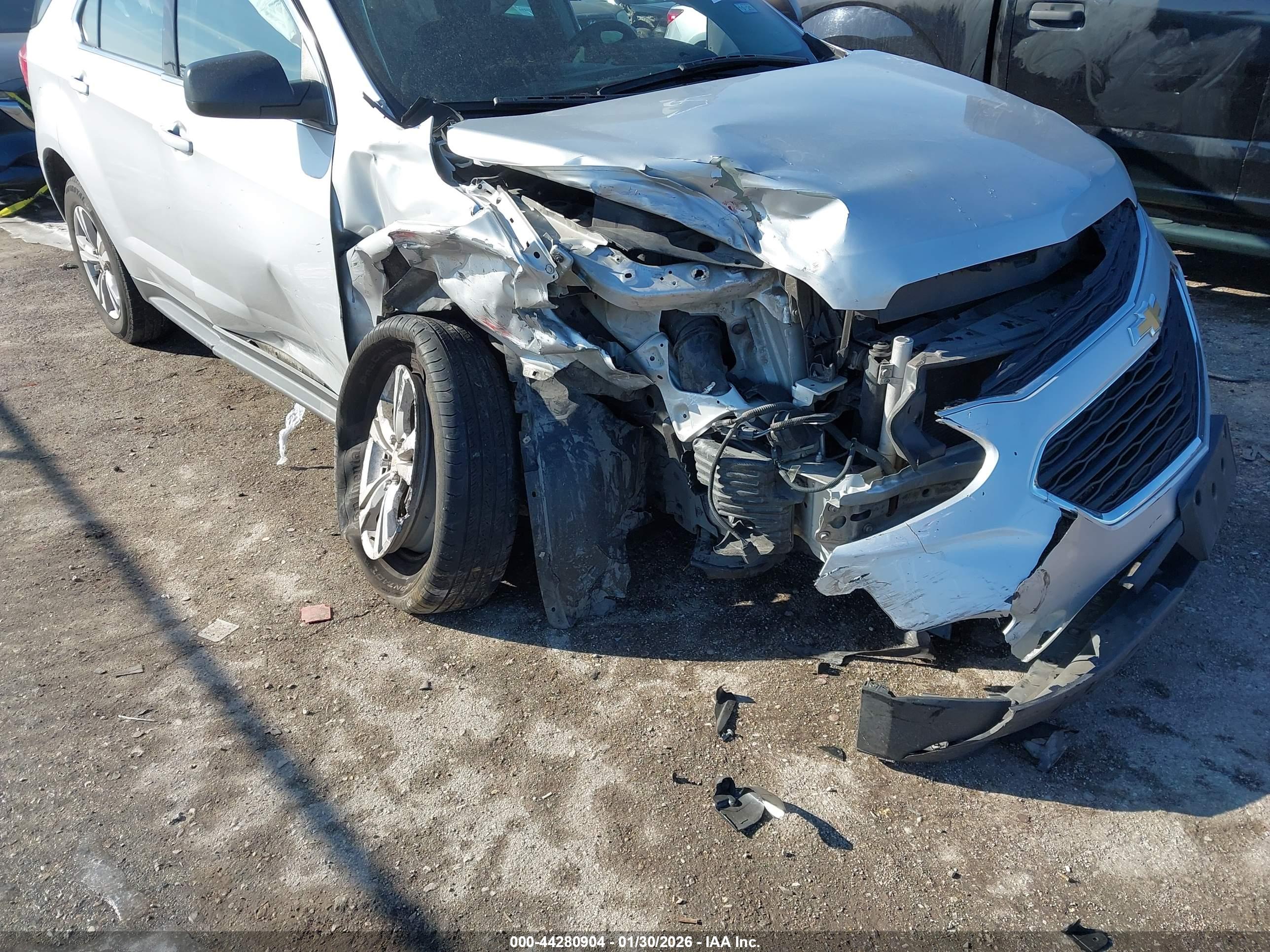 CHEVROLET EQUINOX image 6