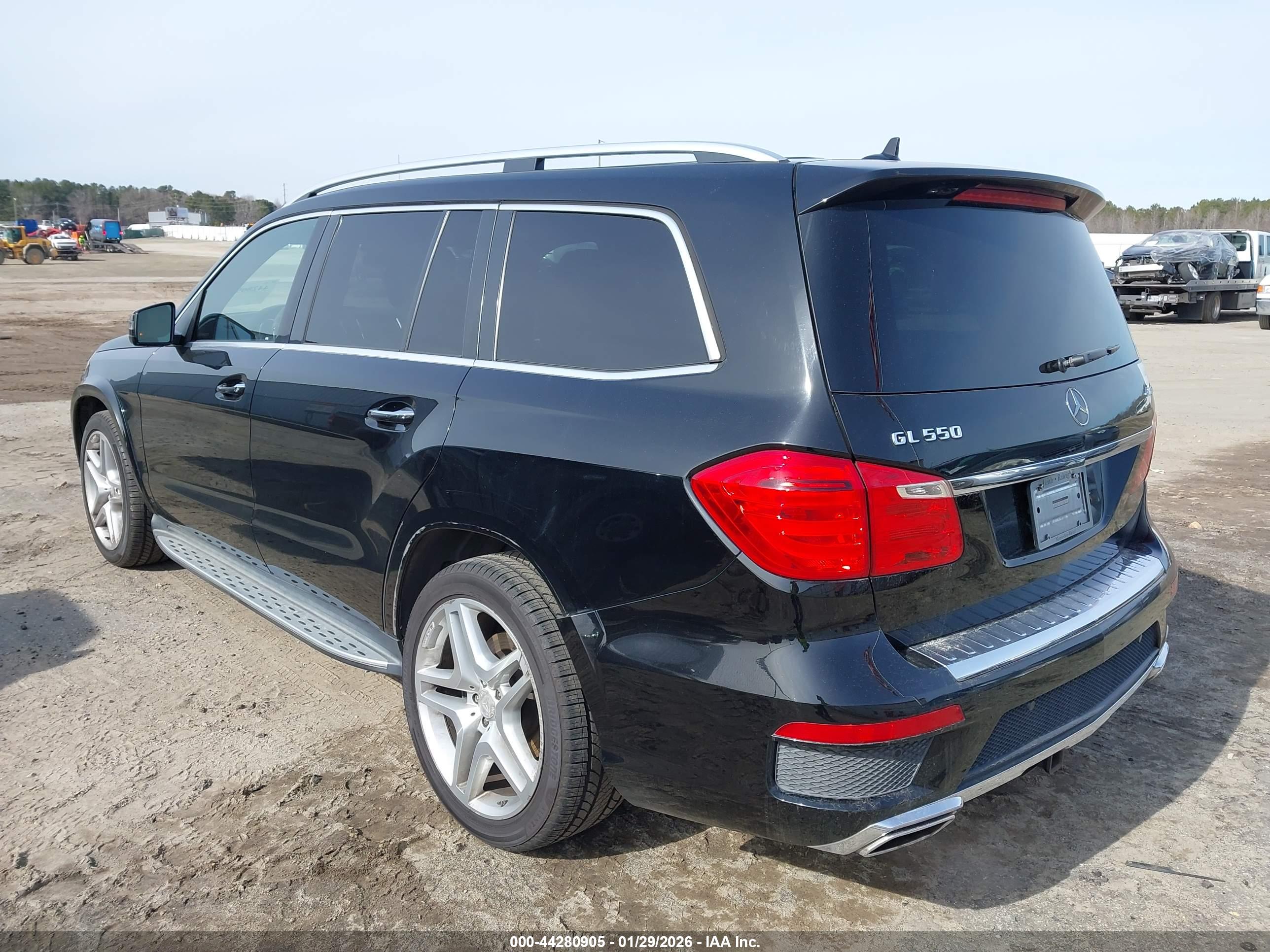 MERCEDES-BENZ GL image 3