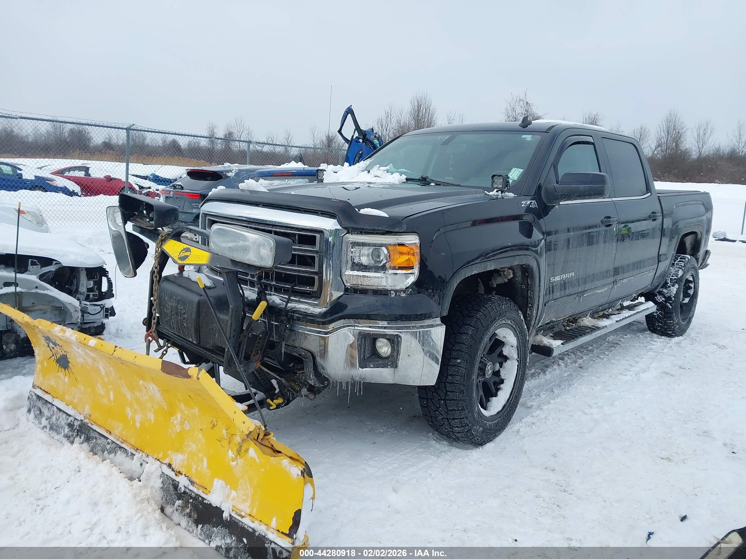 GMC SIERRA image 2