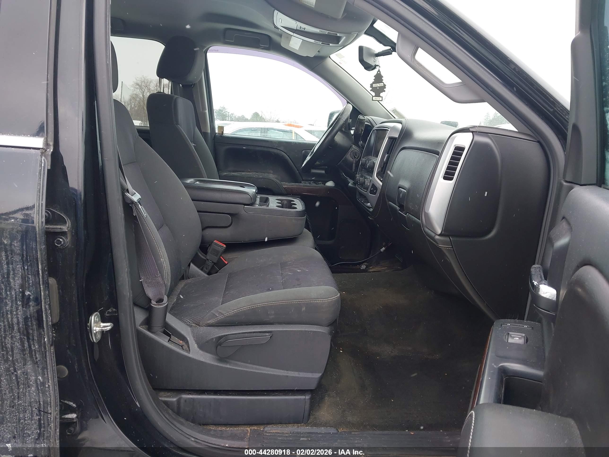 GMC SIERRA image 5