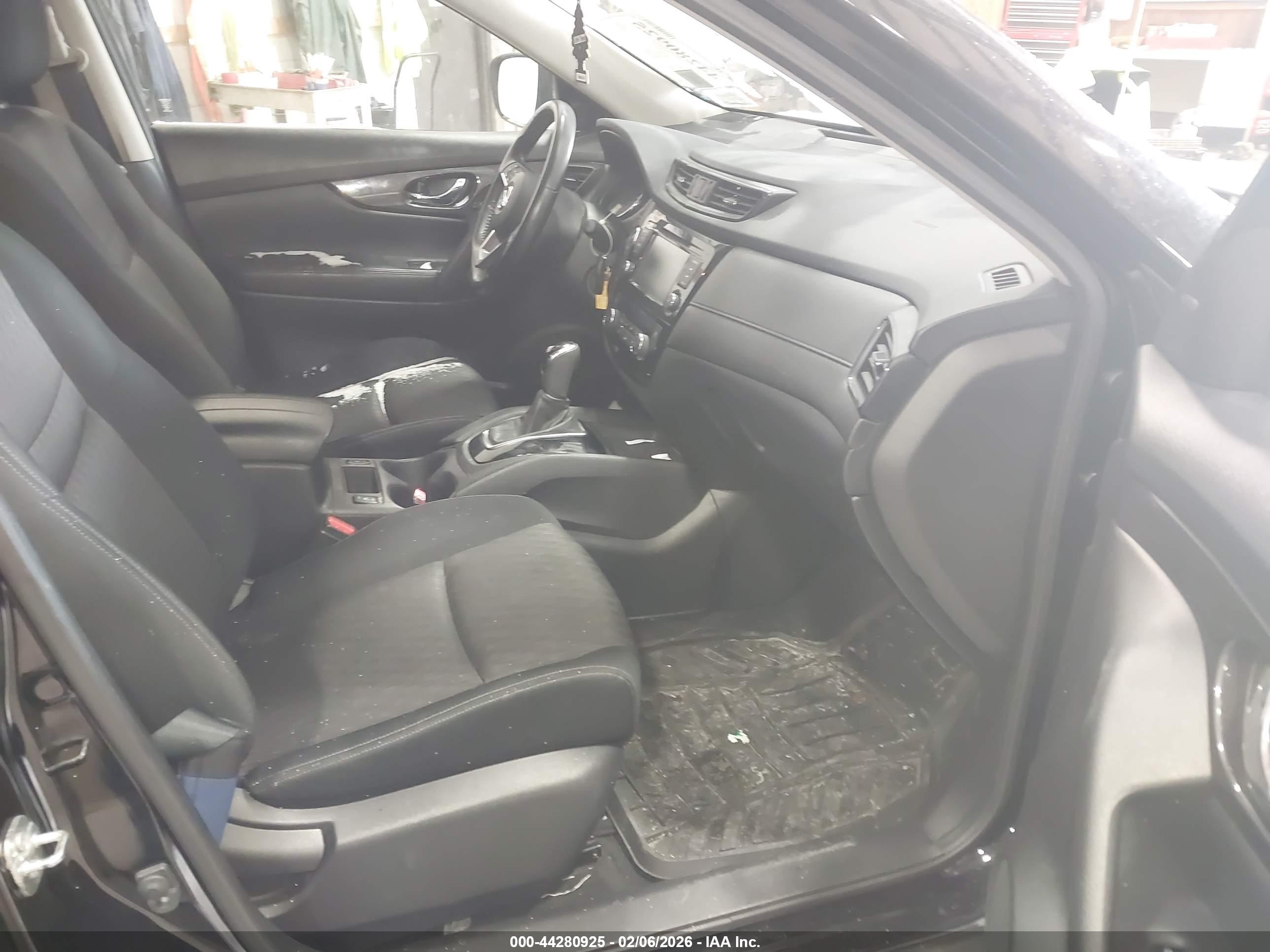 NISSAN ROGUE image 5
