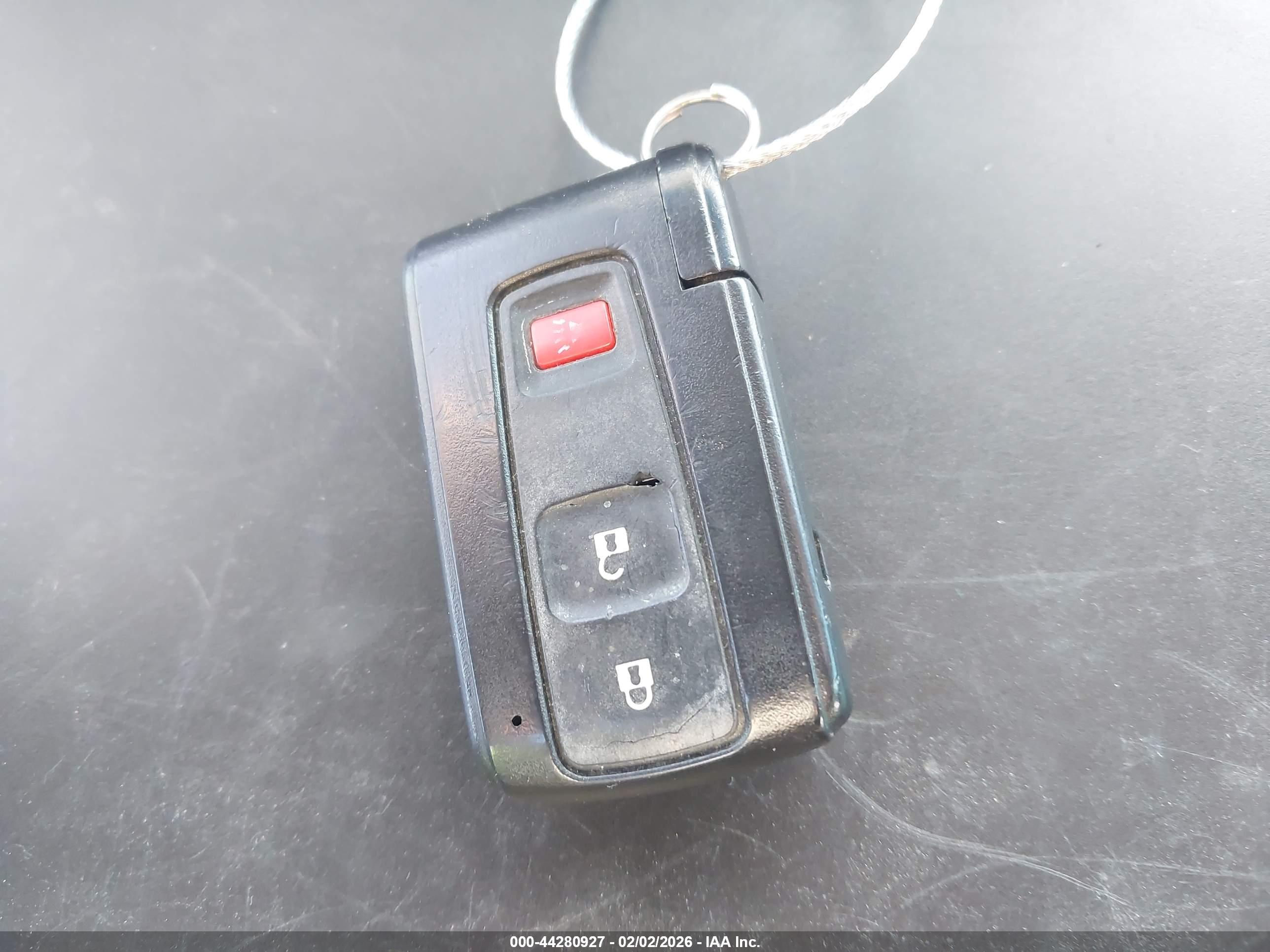 TOYOTA PRIUS image 11