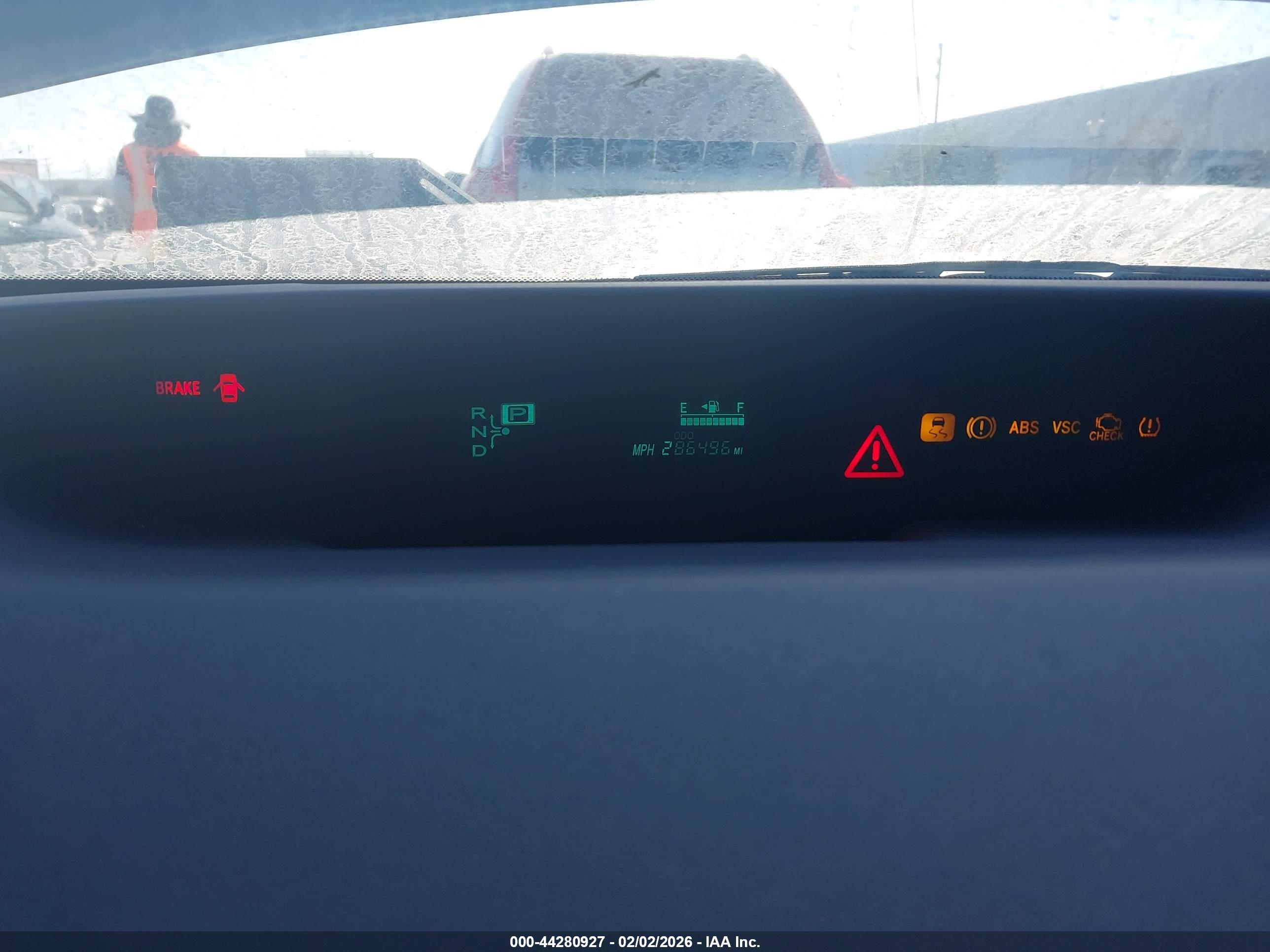 TOYOTA PRIUS image 7