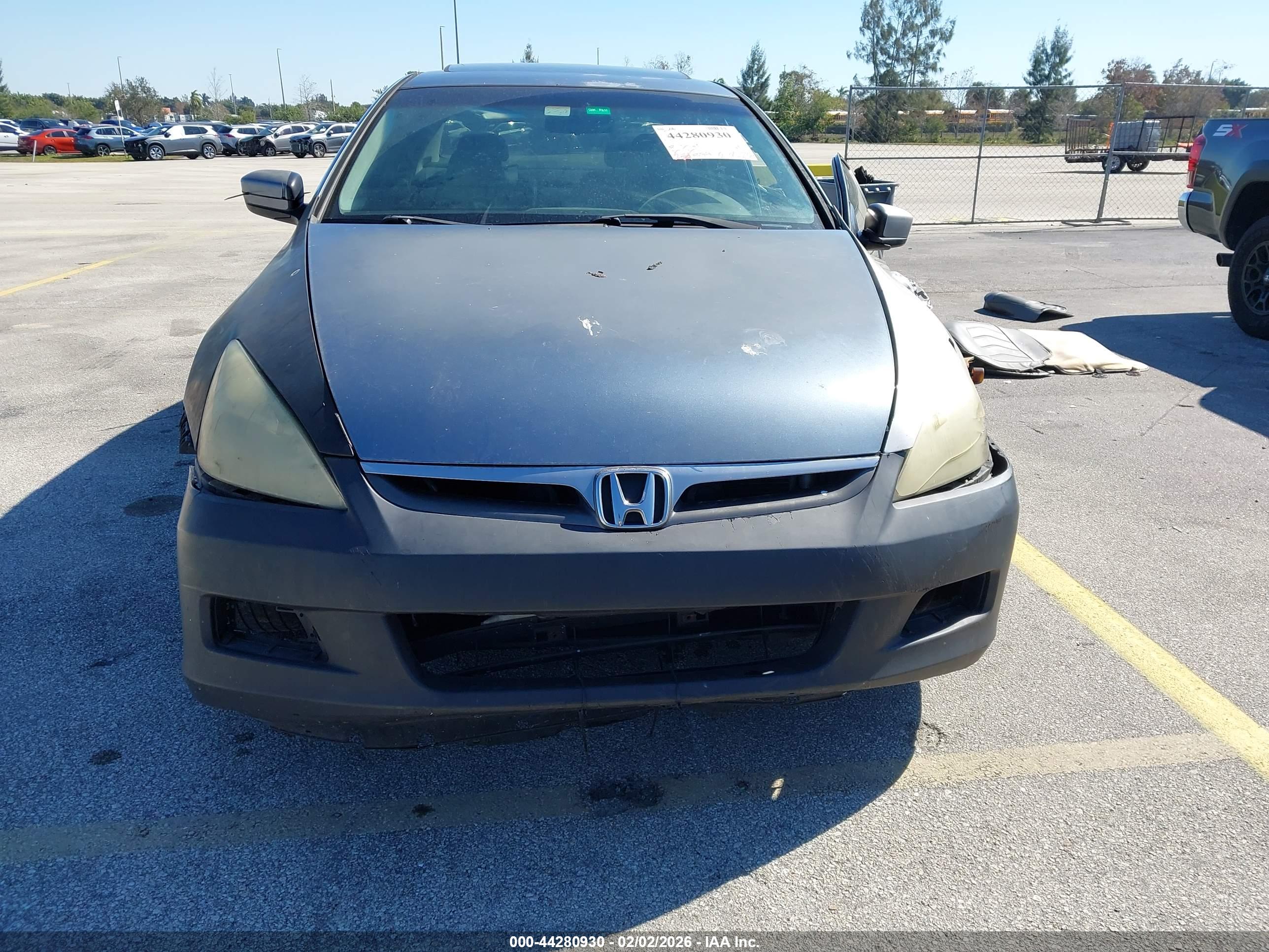 HONDA ACCORD image 6