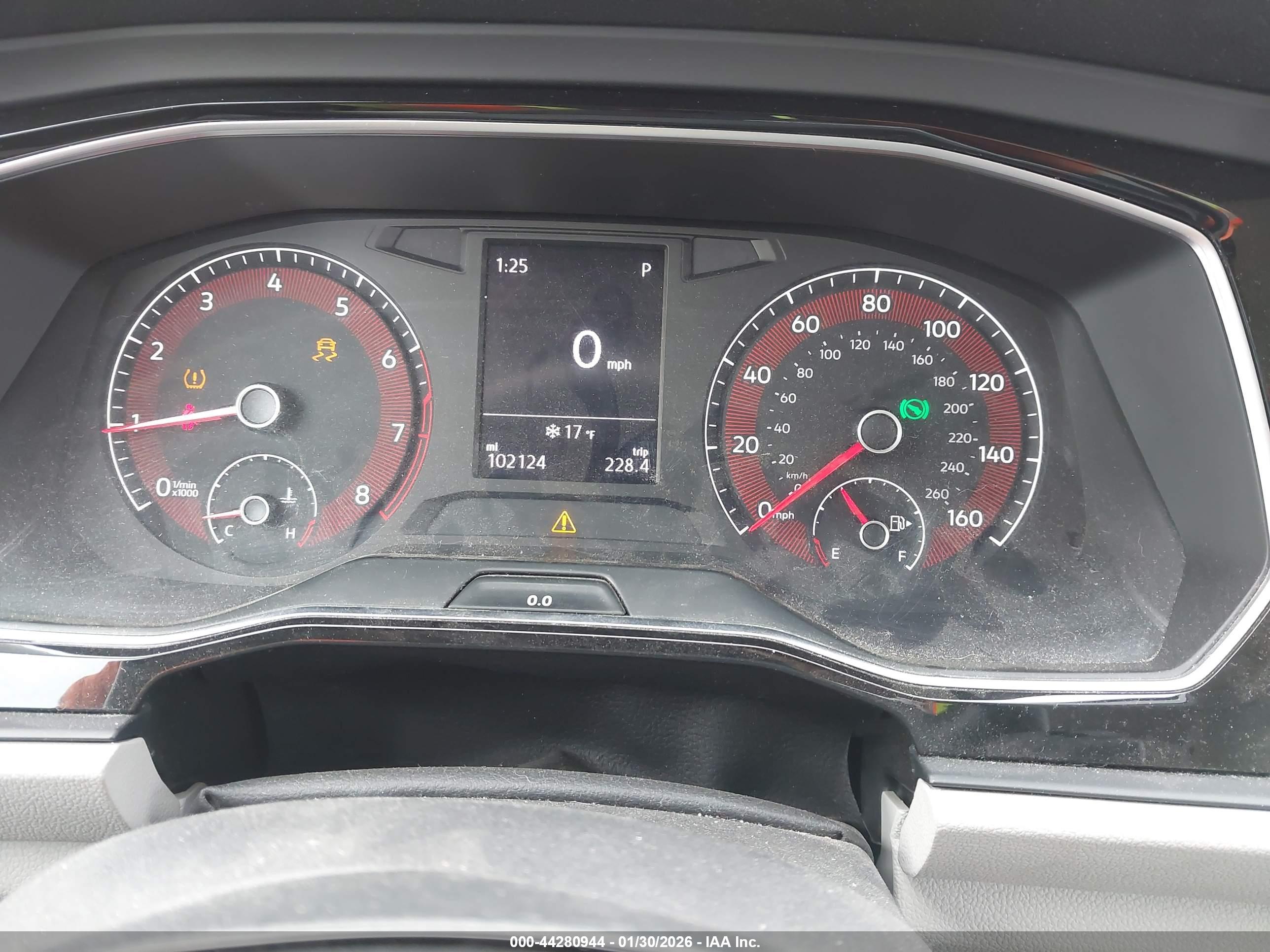 VOLKSWAGEN JETTA image 7