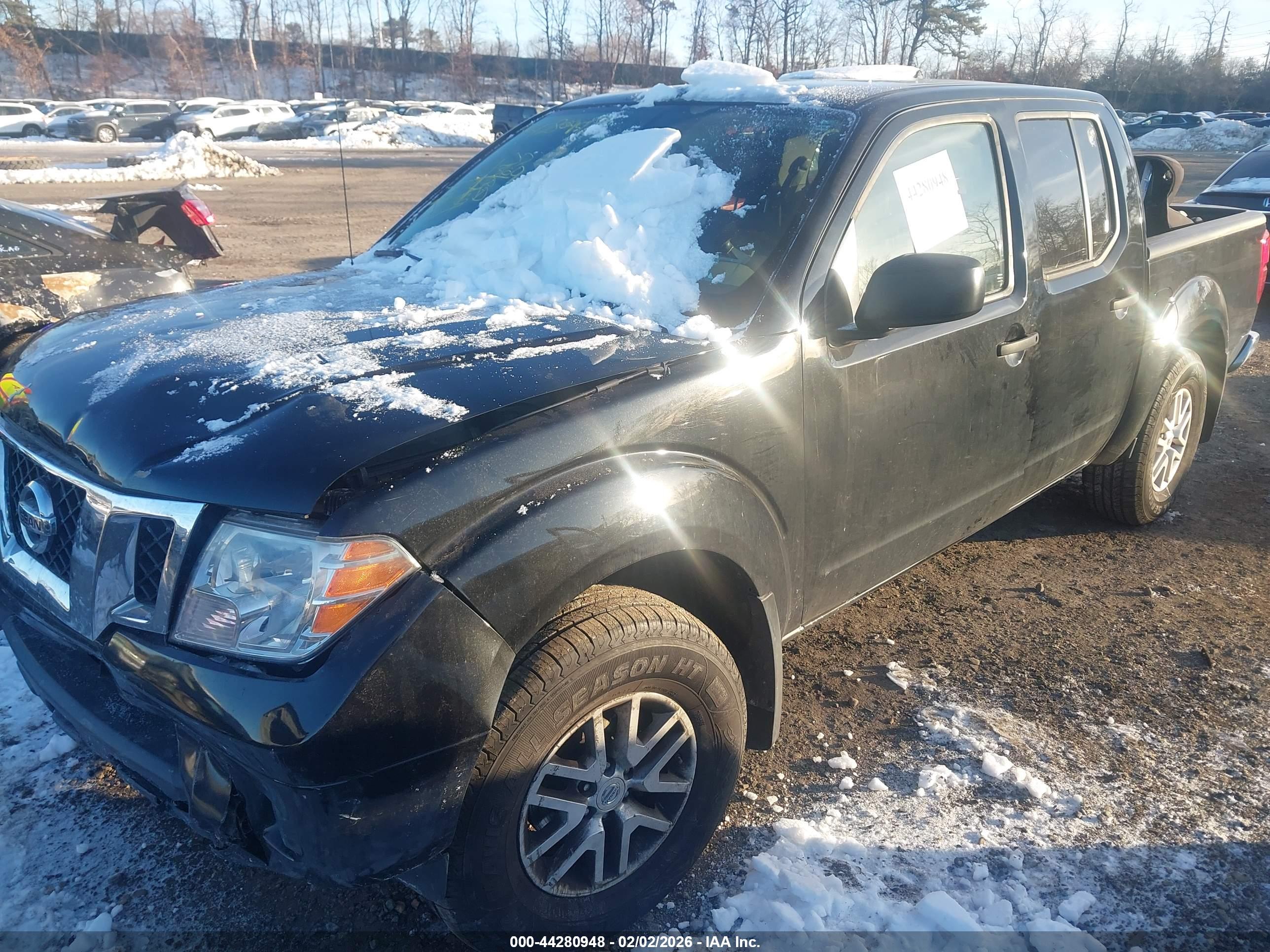 NISSAN FRONTIER image 2
