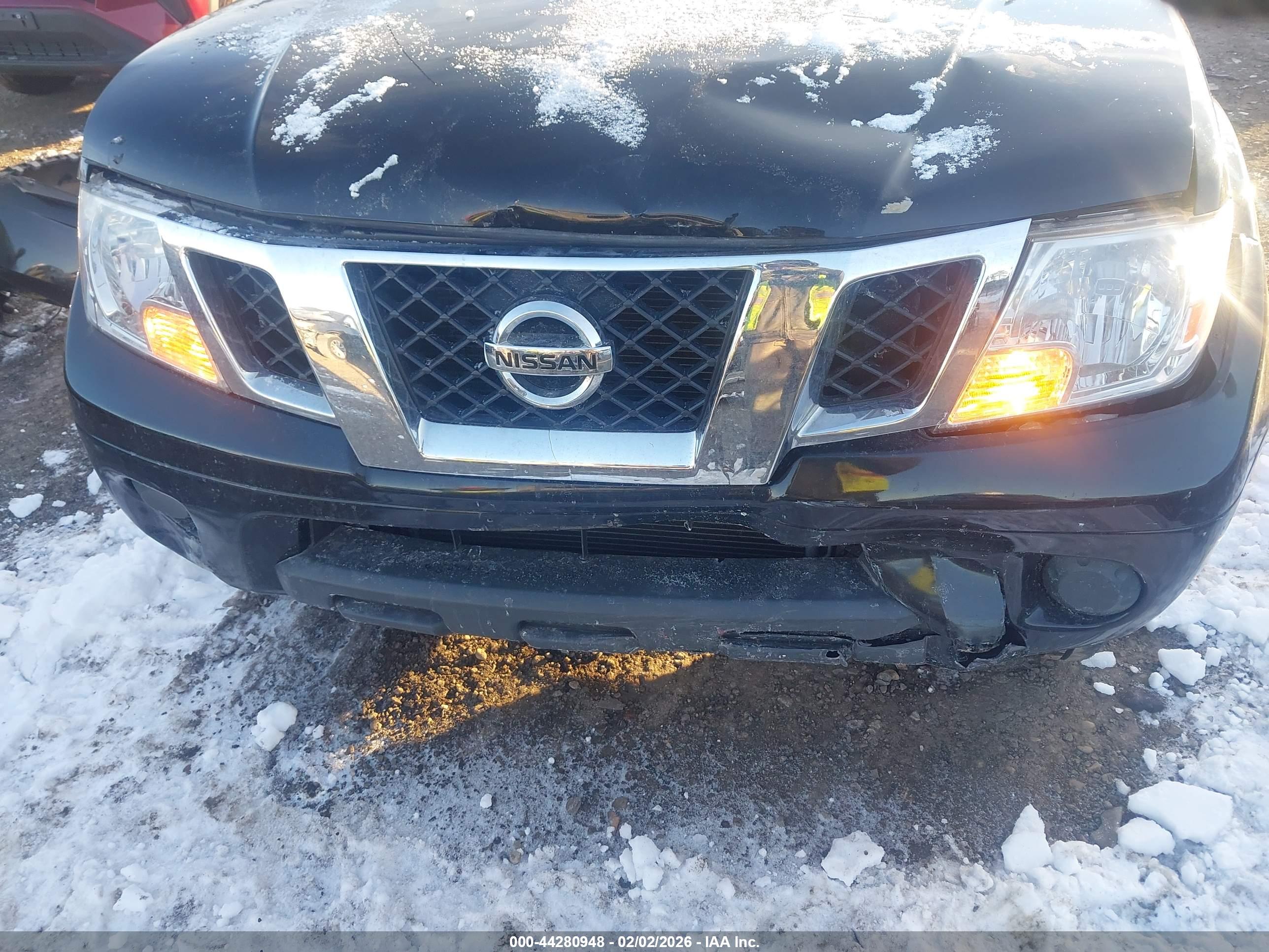 NISSAN FRONTIER image 6