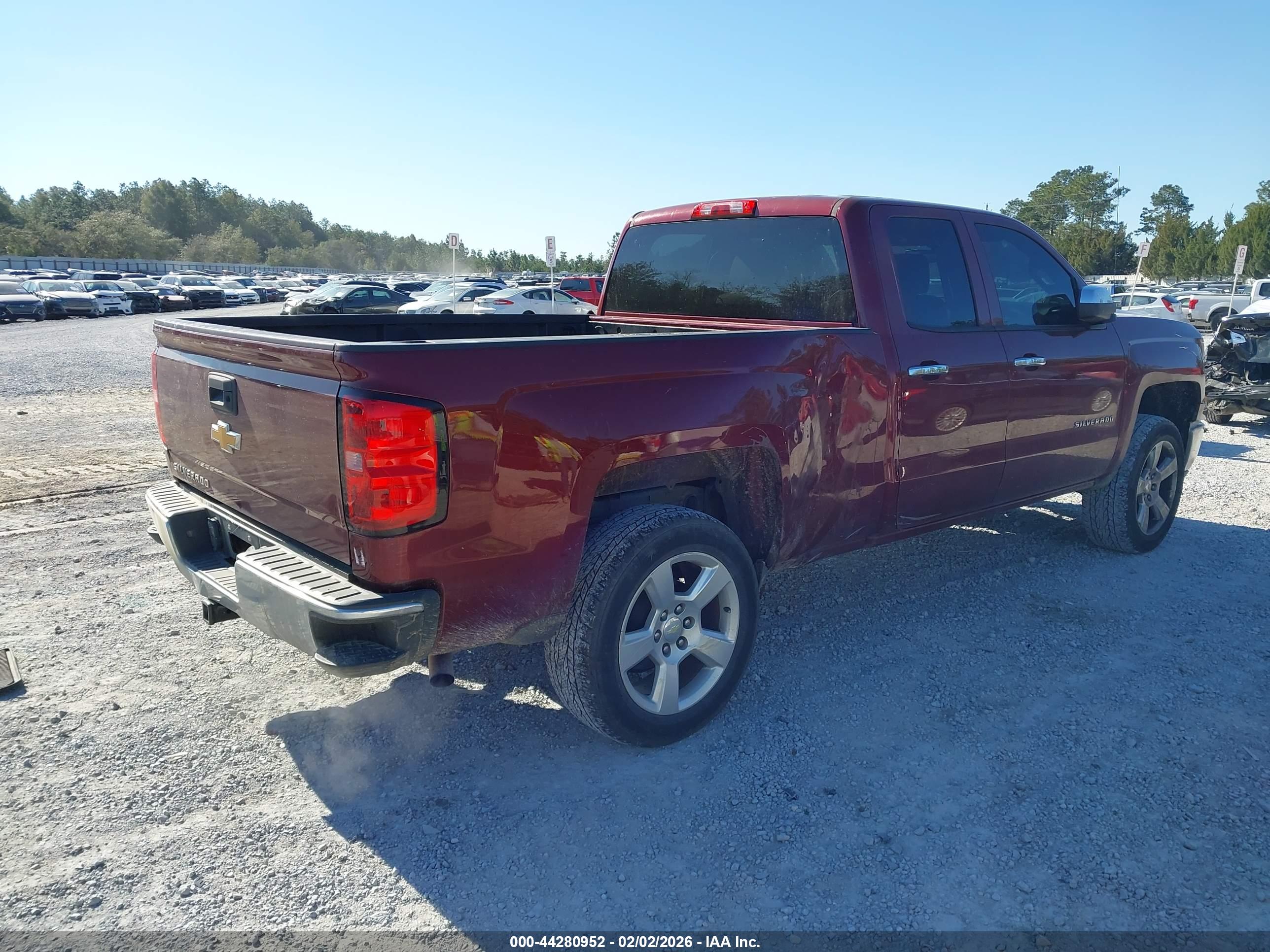 CHEVROLET SILVERADO image 4
