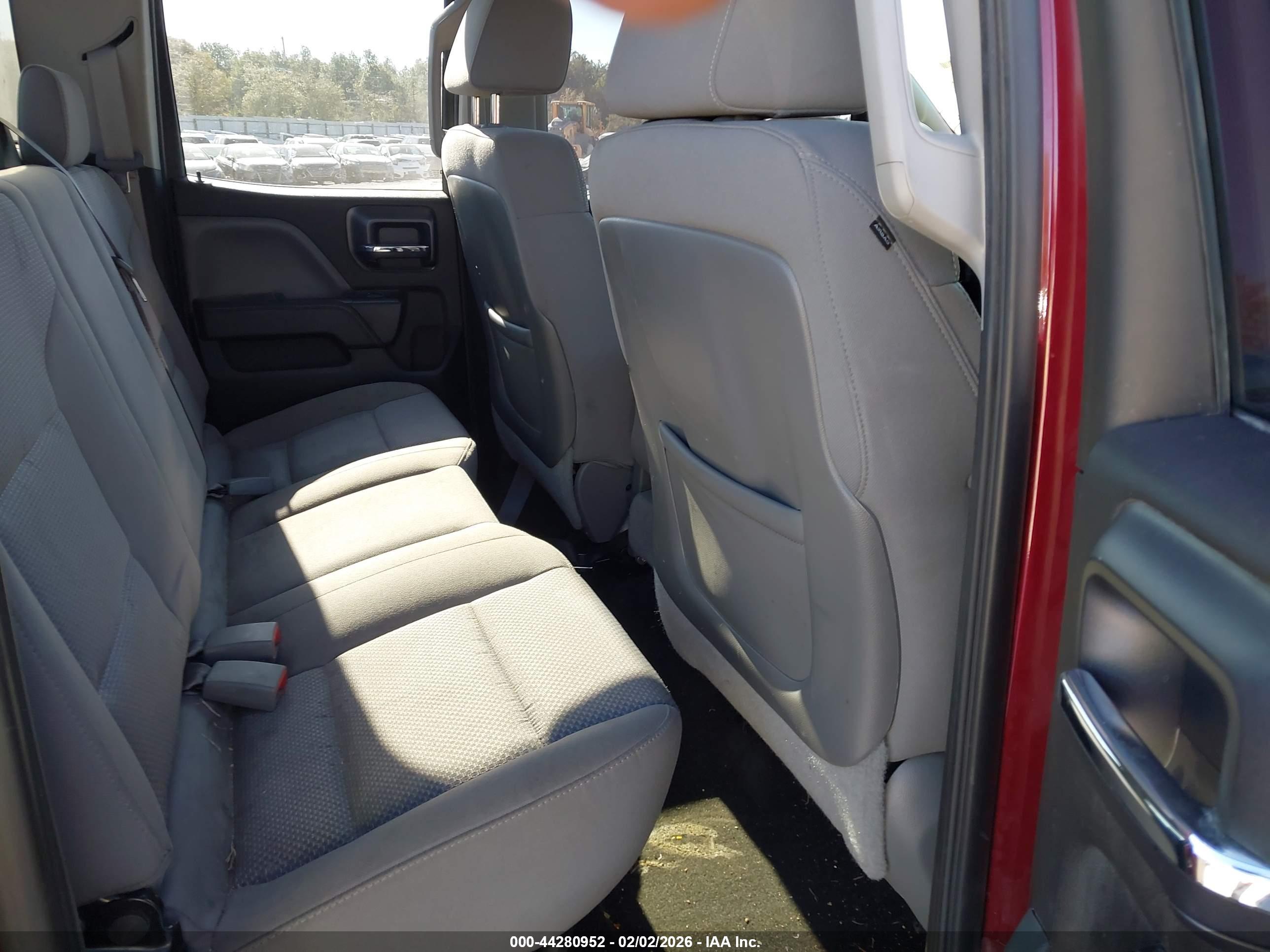 CHEVROLET SILVERADO image 8