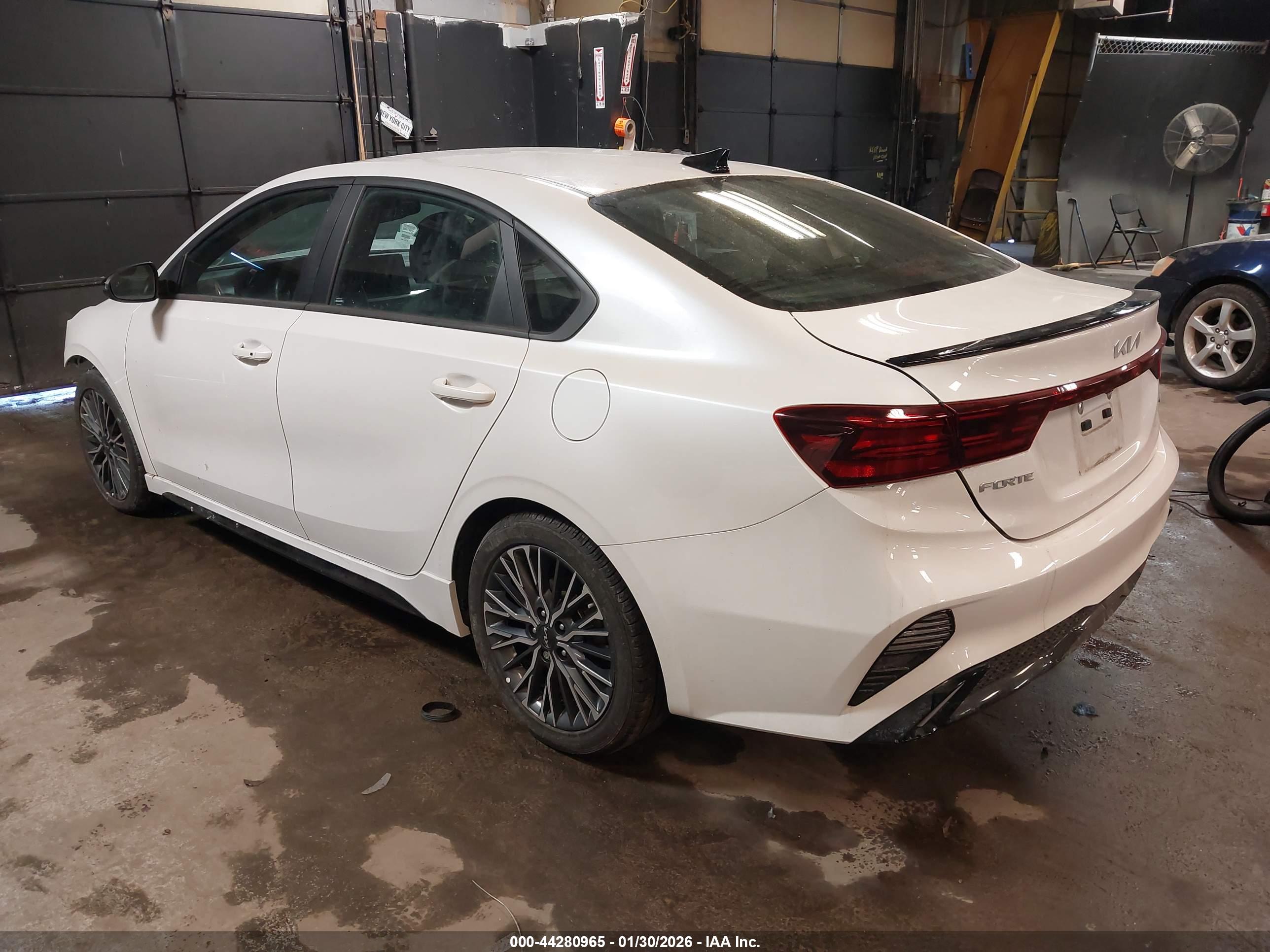 KIA FORTE image 3