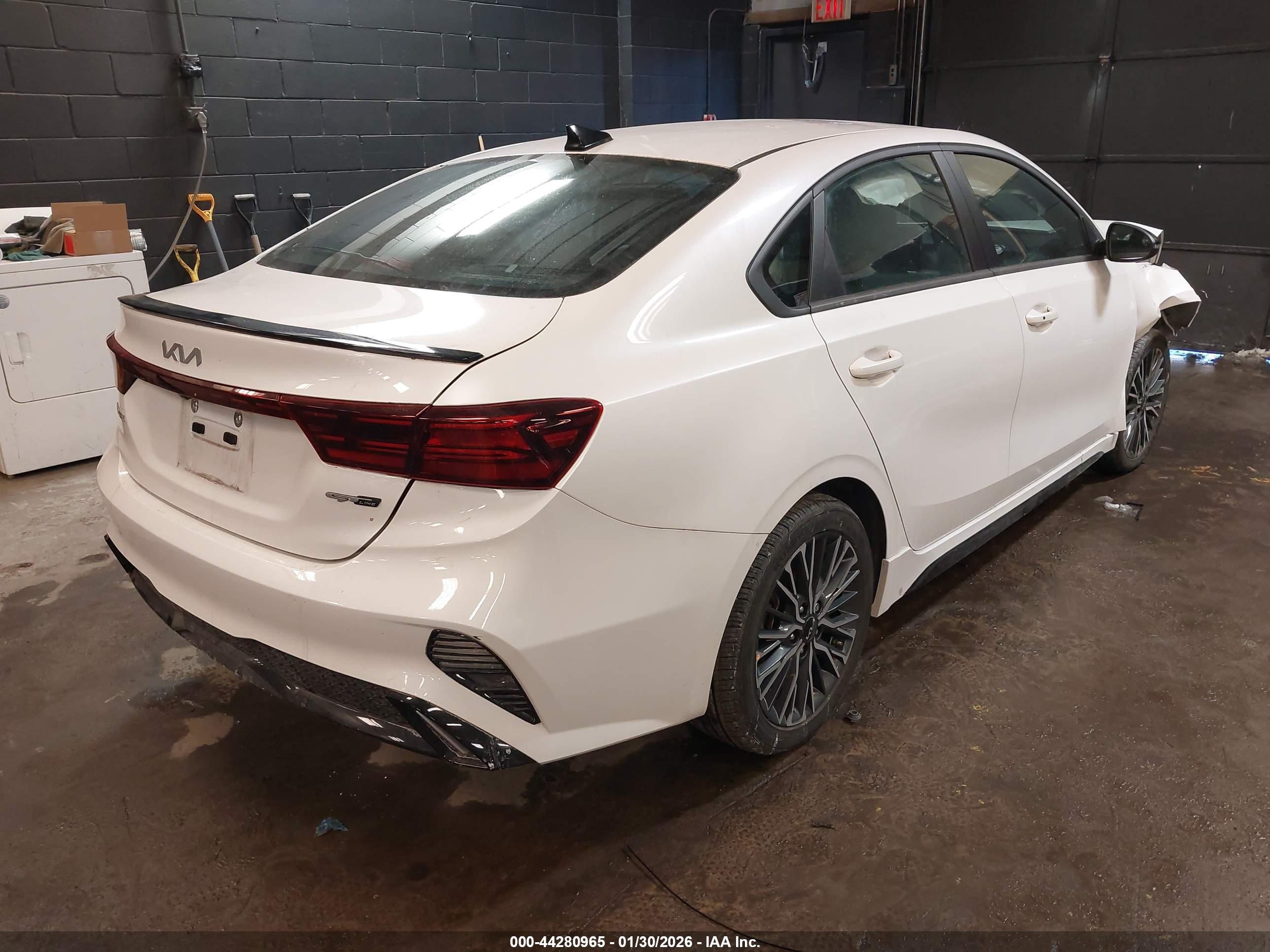 KIA FORTE image 4