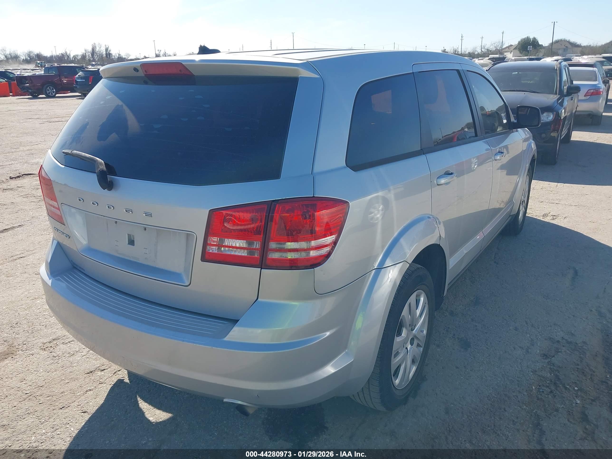 DODGE JOURNEY image 4