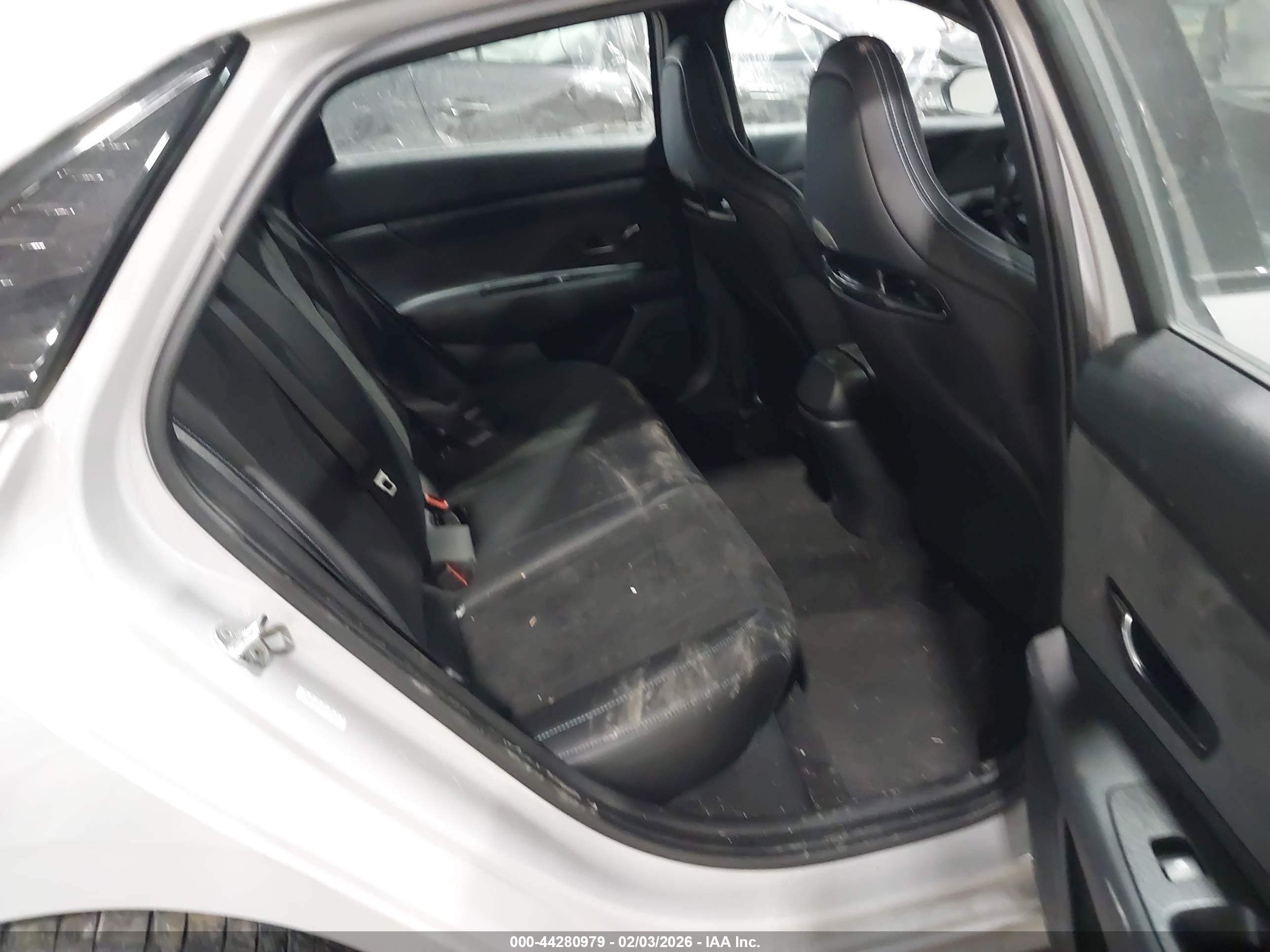 HYUNDAI ELANTRA image 8