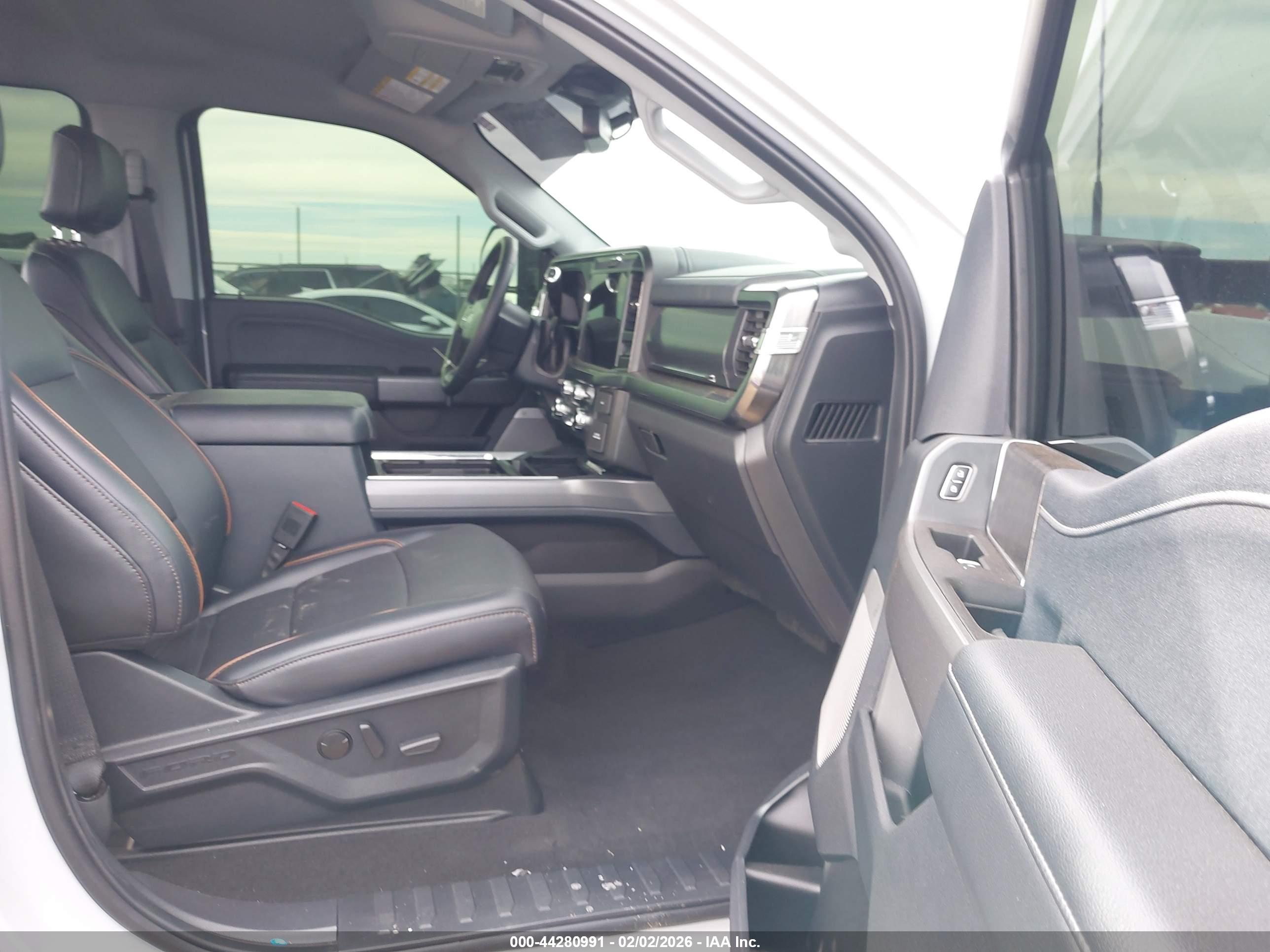 FORD F-250 image 5