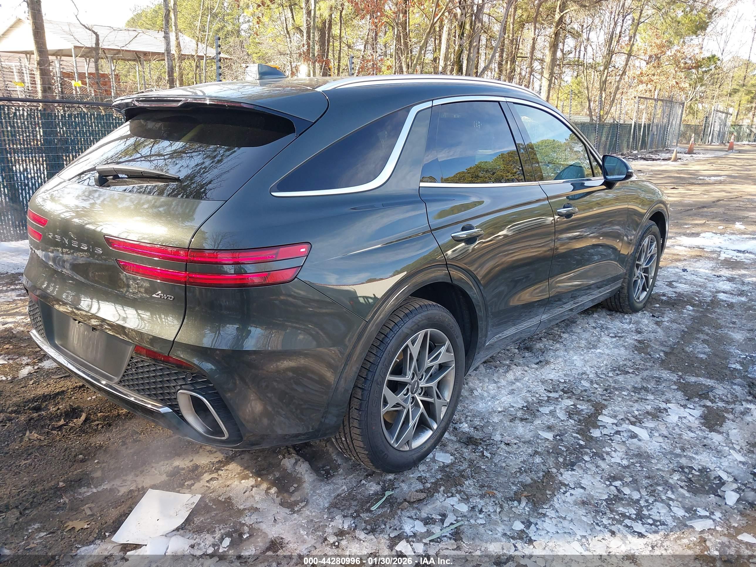 GENESIS GV70 image 4