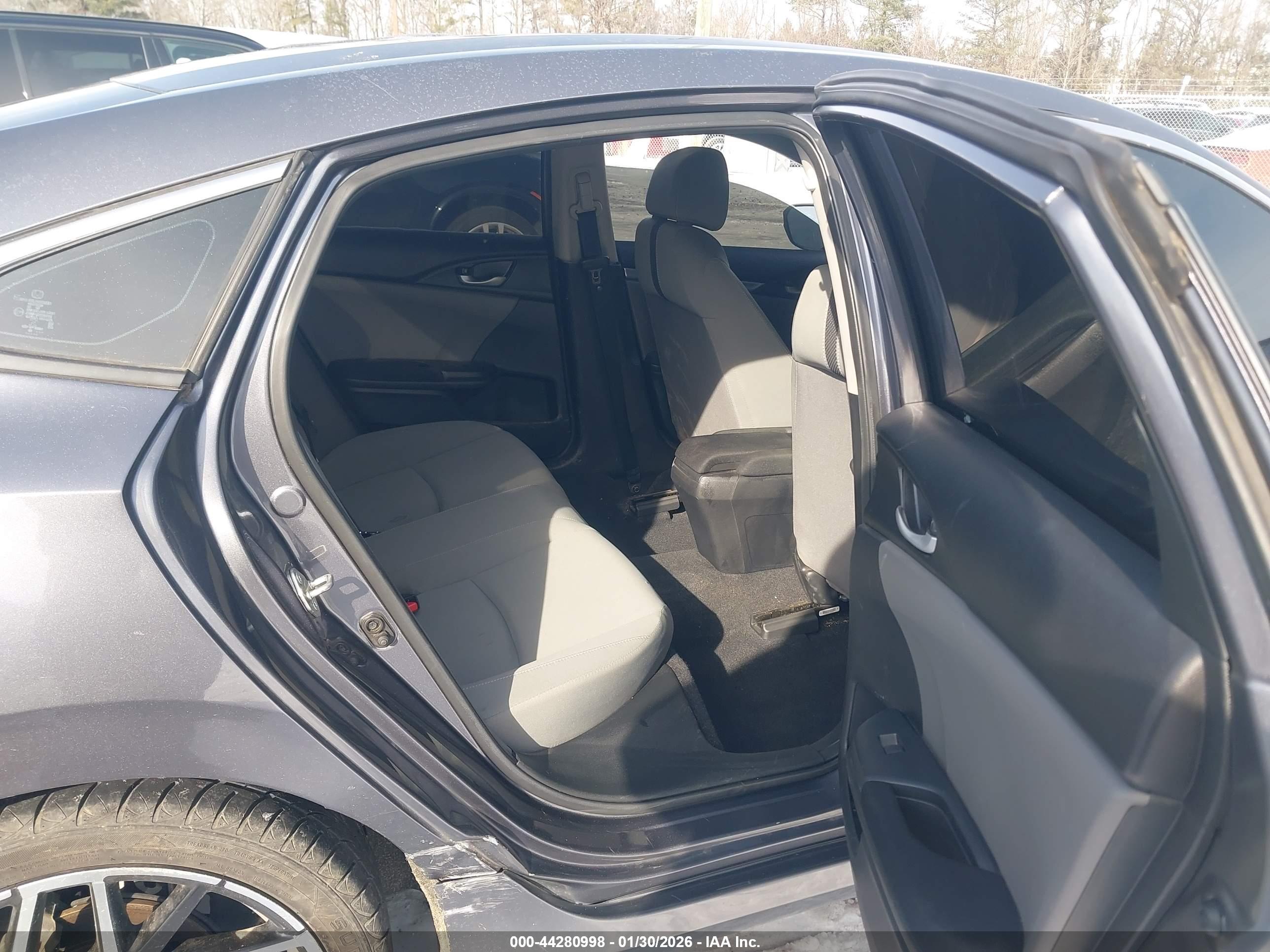 HONDA CIVIC image 8