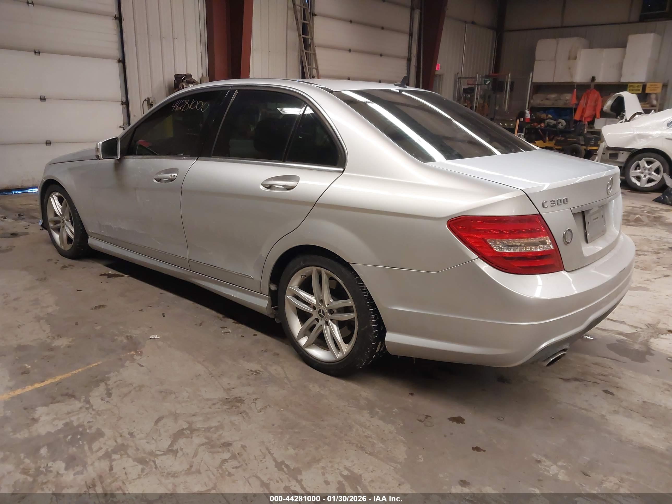 MERCEDES-BENZ C image 3