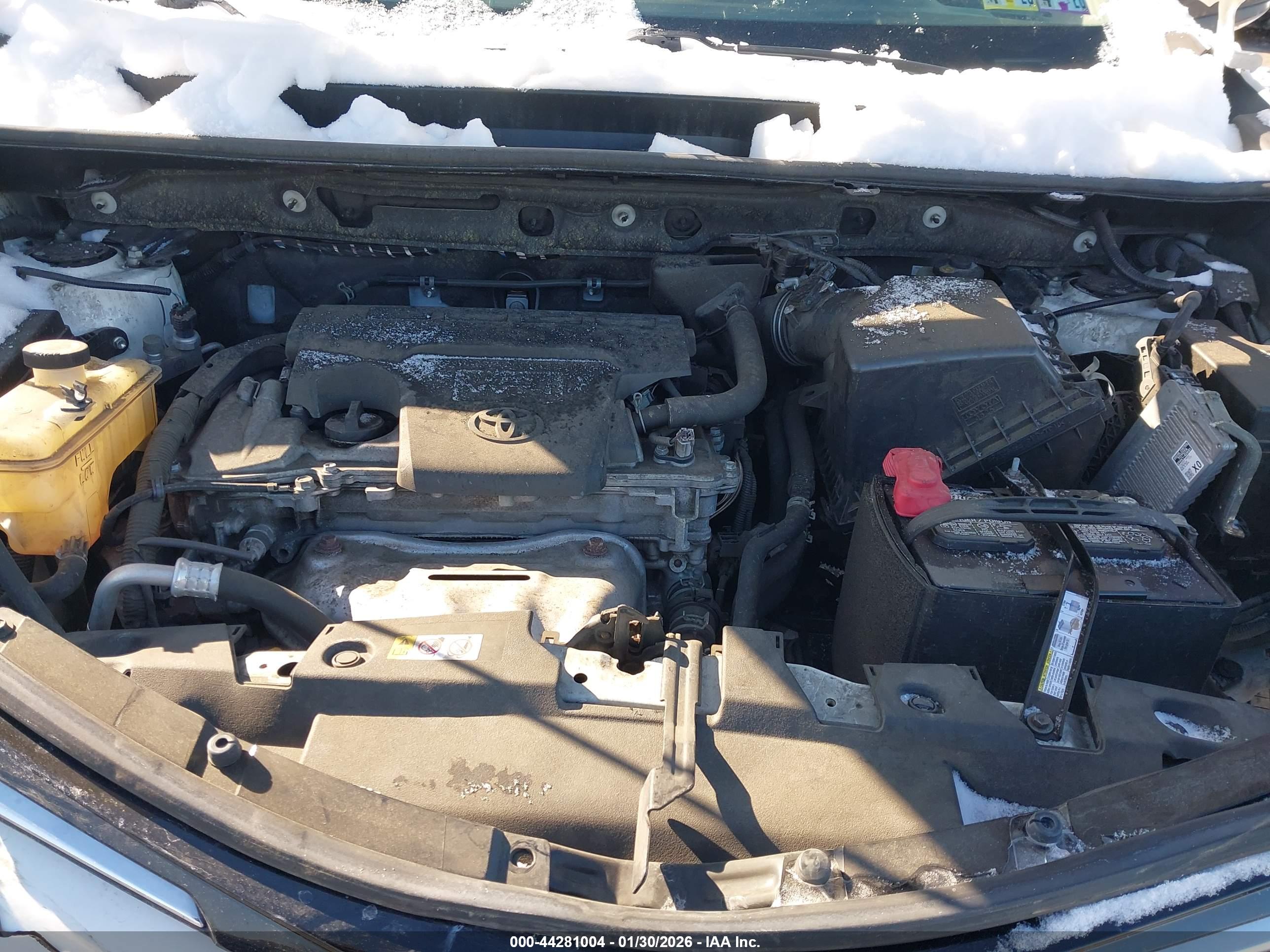 TOYOTA RAV4 image 10