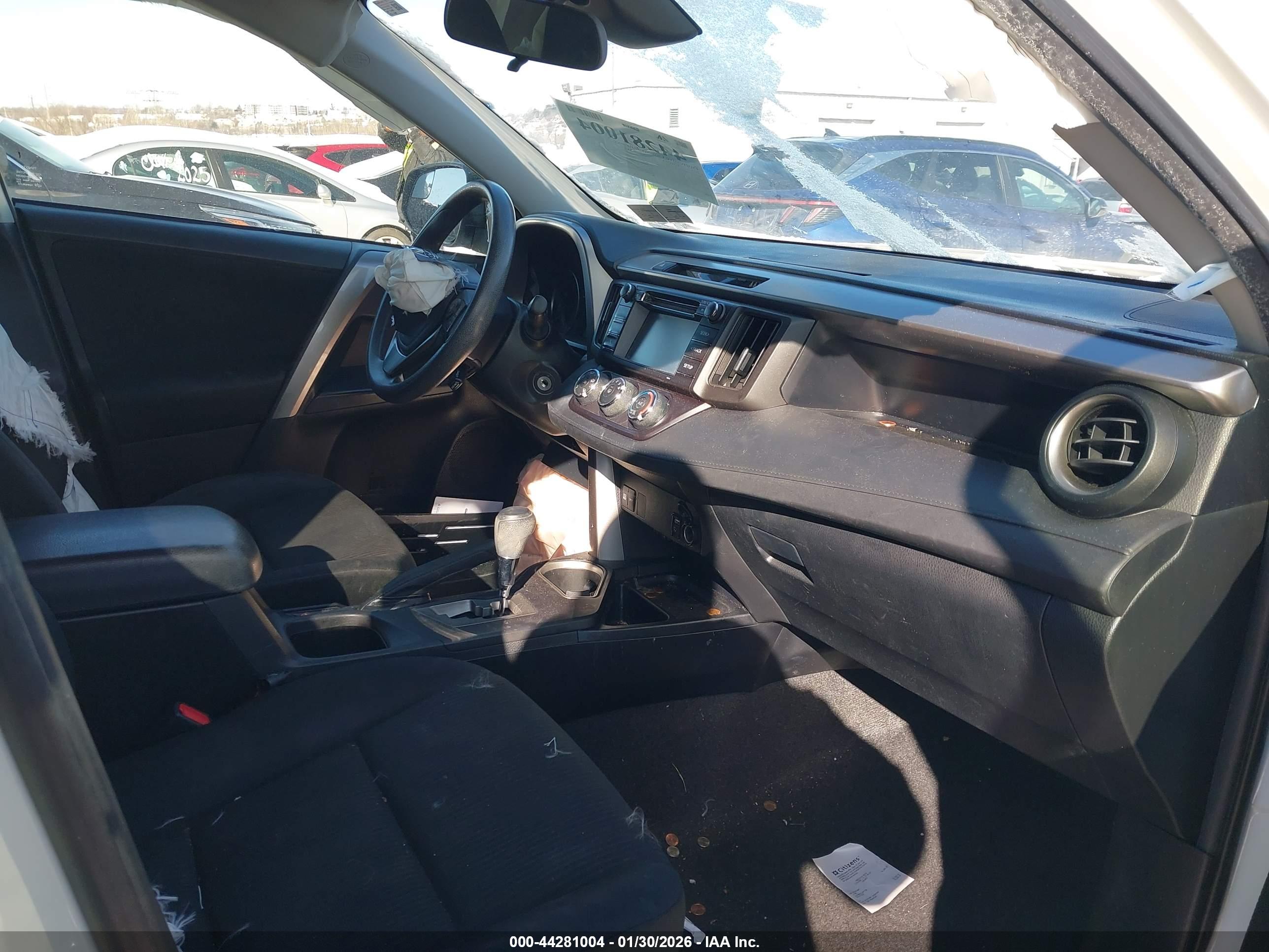 TOYOTA RAV4 image 5