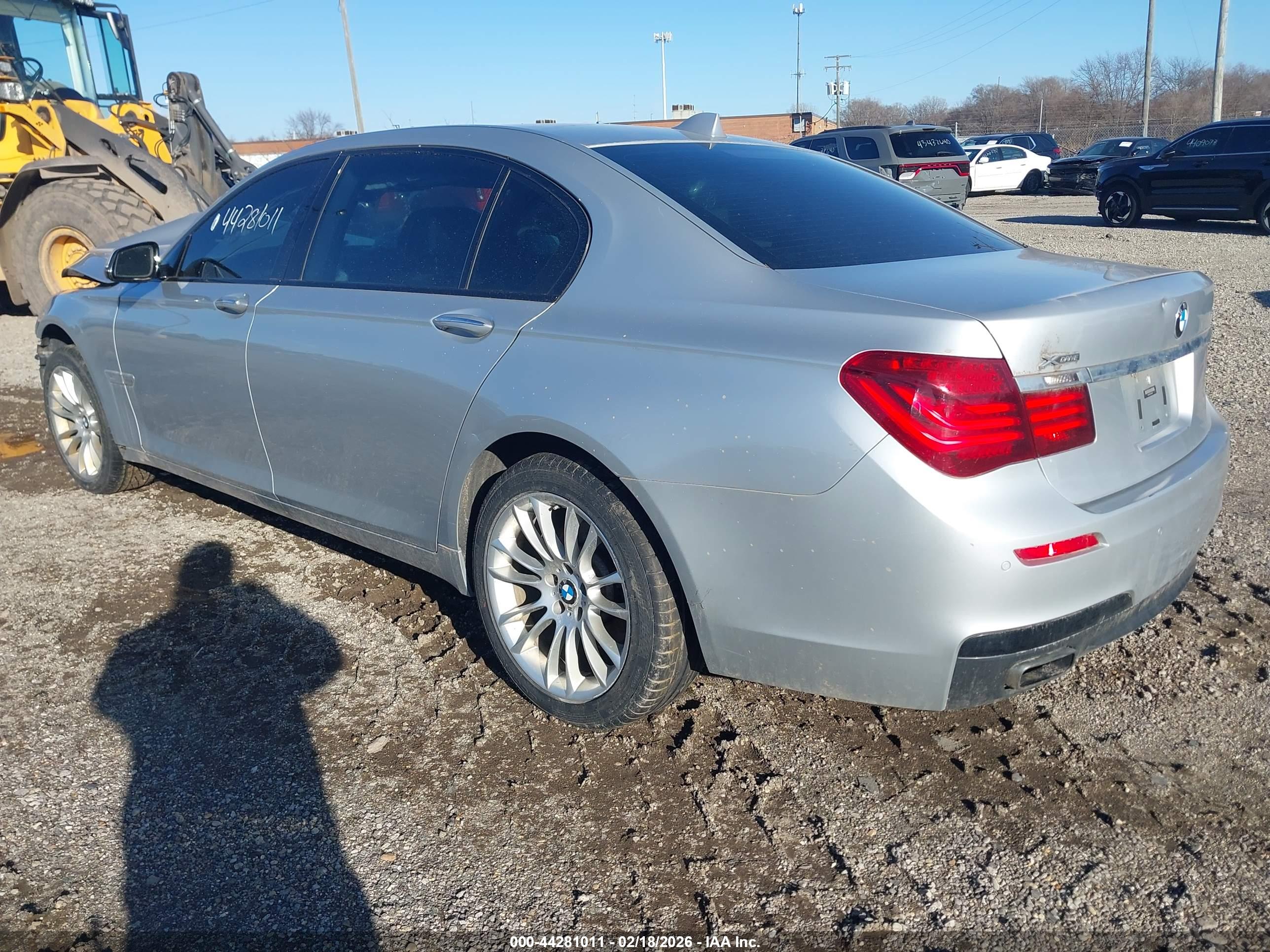 BMW 740LI image 3
