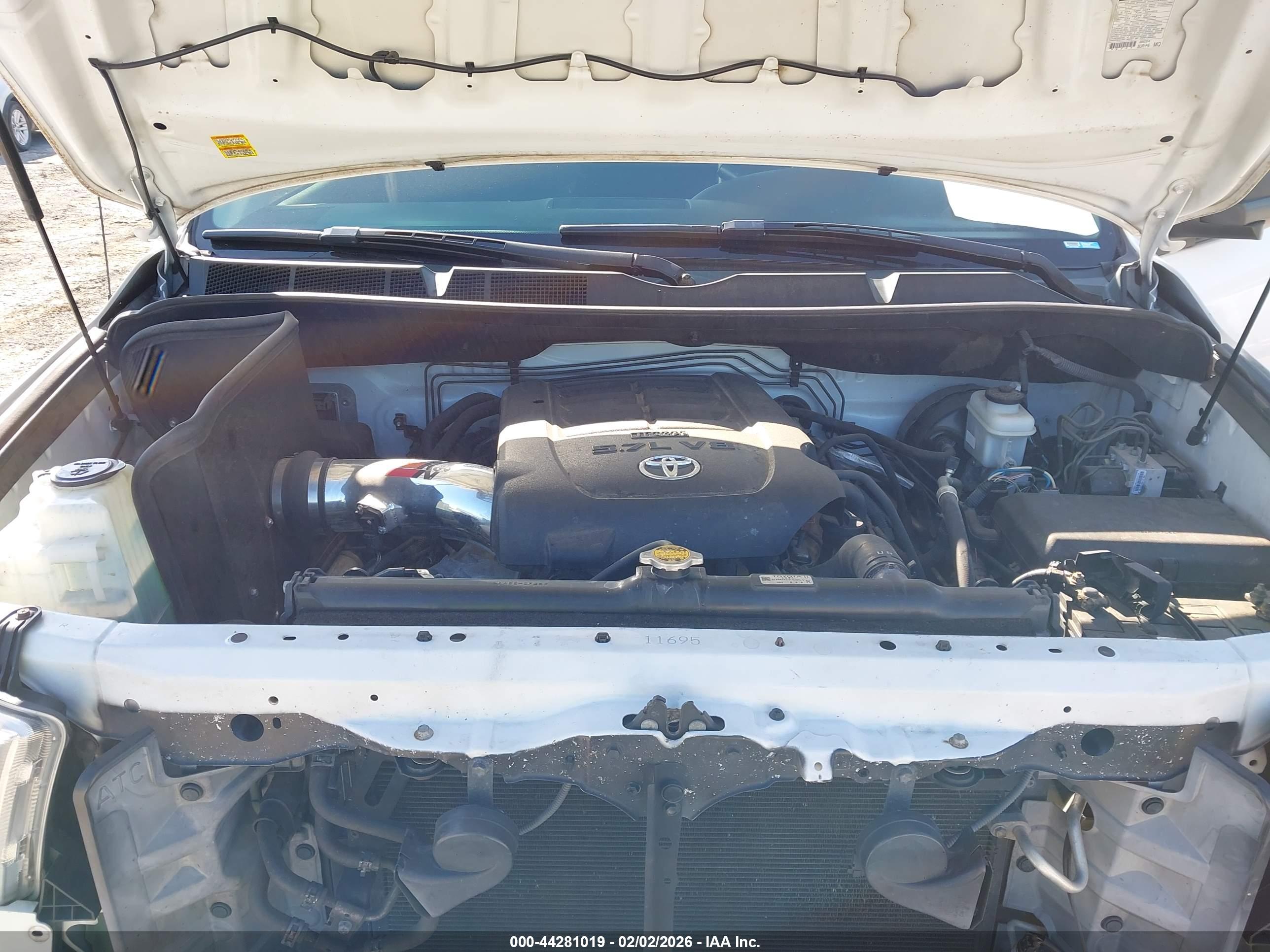 TOYOTA TUNDRA image 10