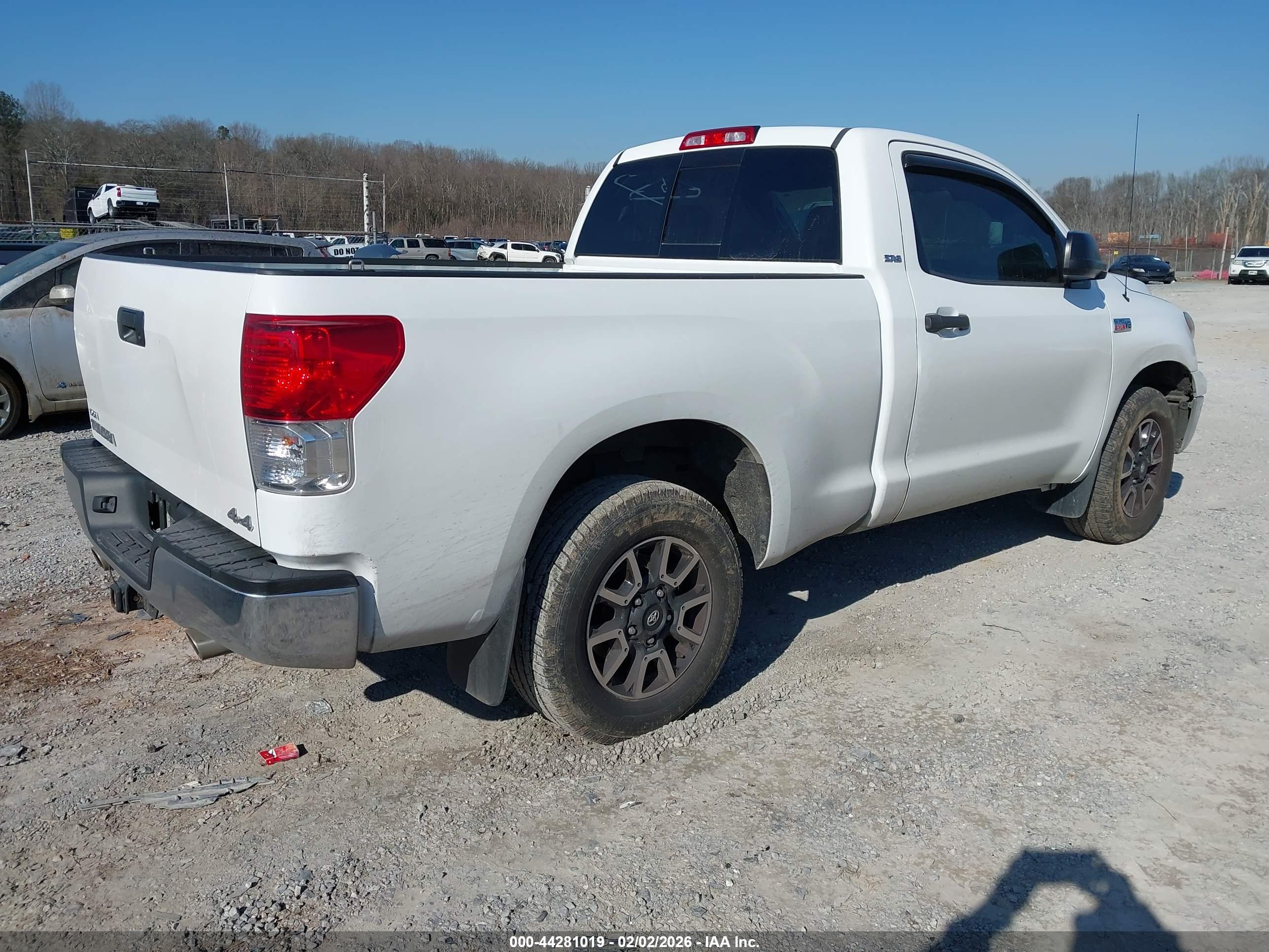 TOYOTA TUNDRA image 4