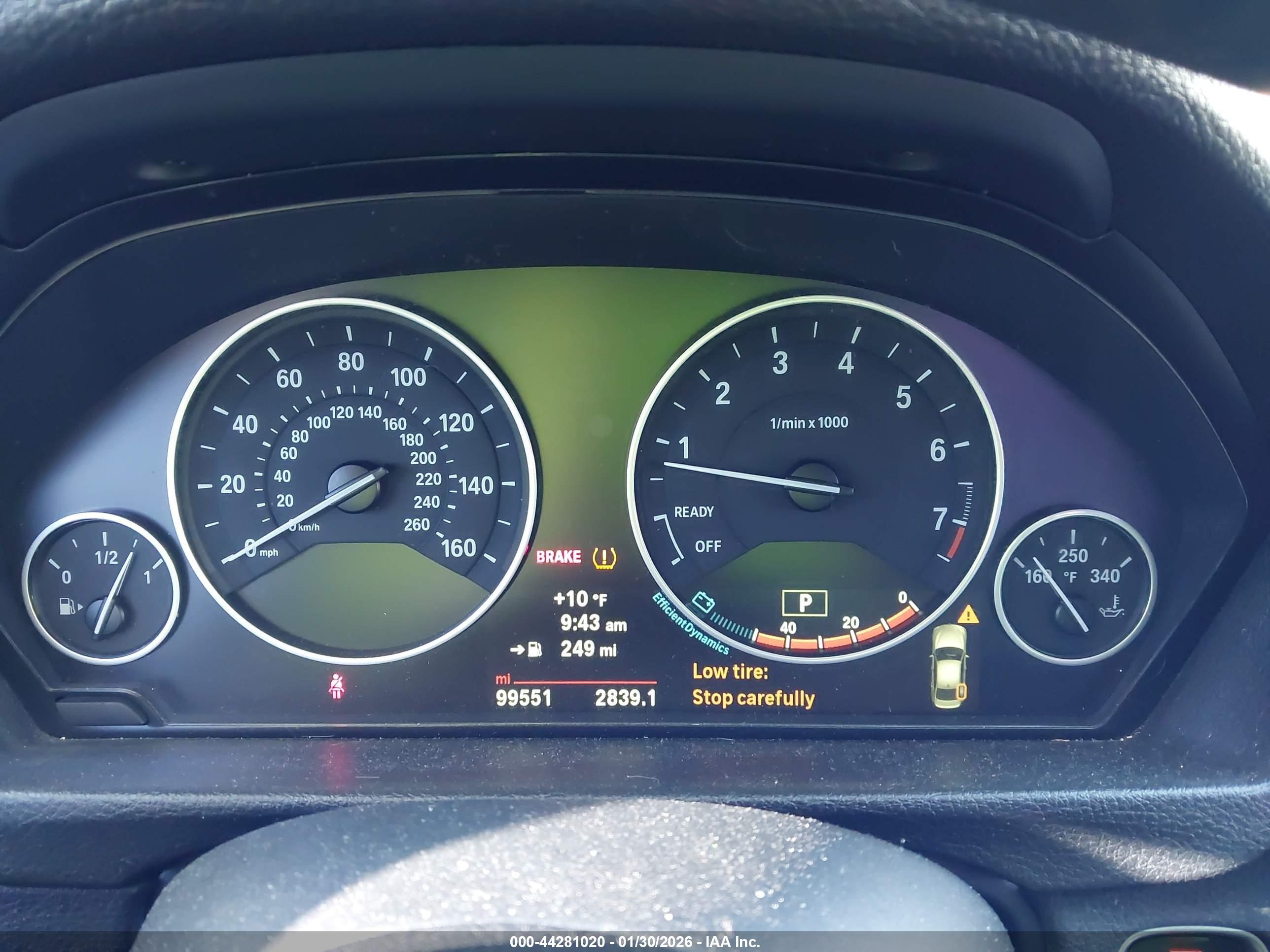 BMW 320I image 7
