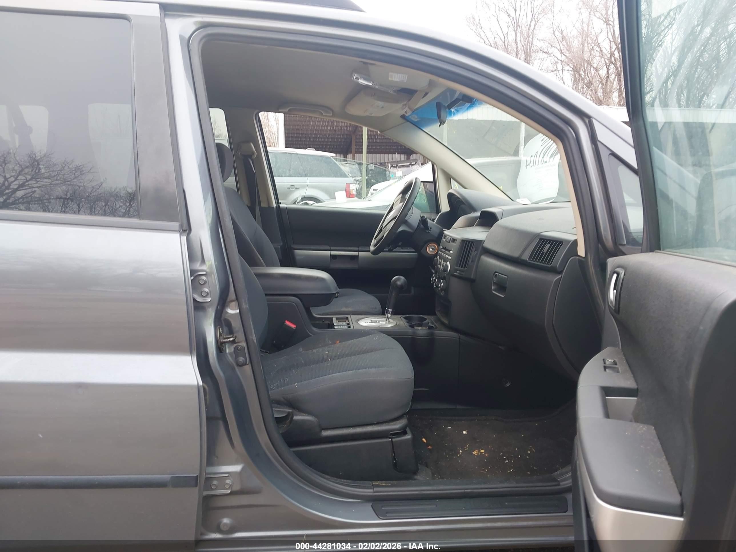 MITSUBISHI ENDEAVOR image 5