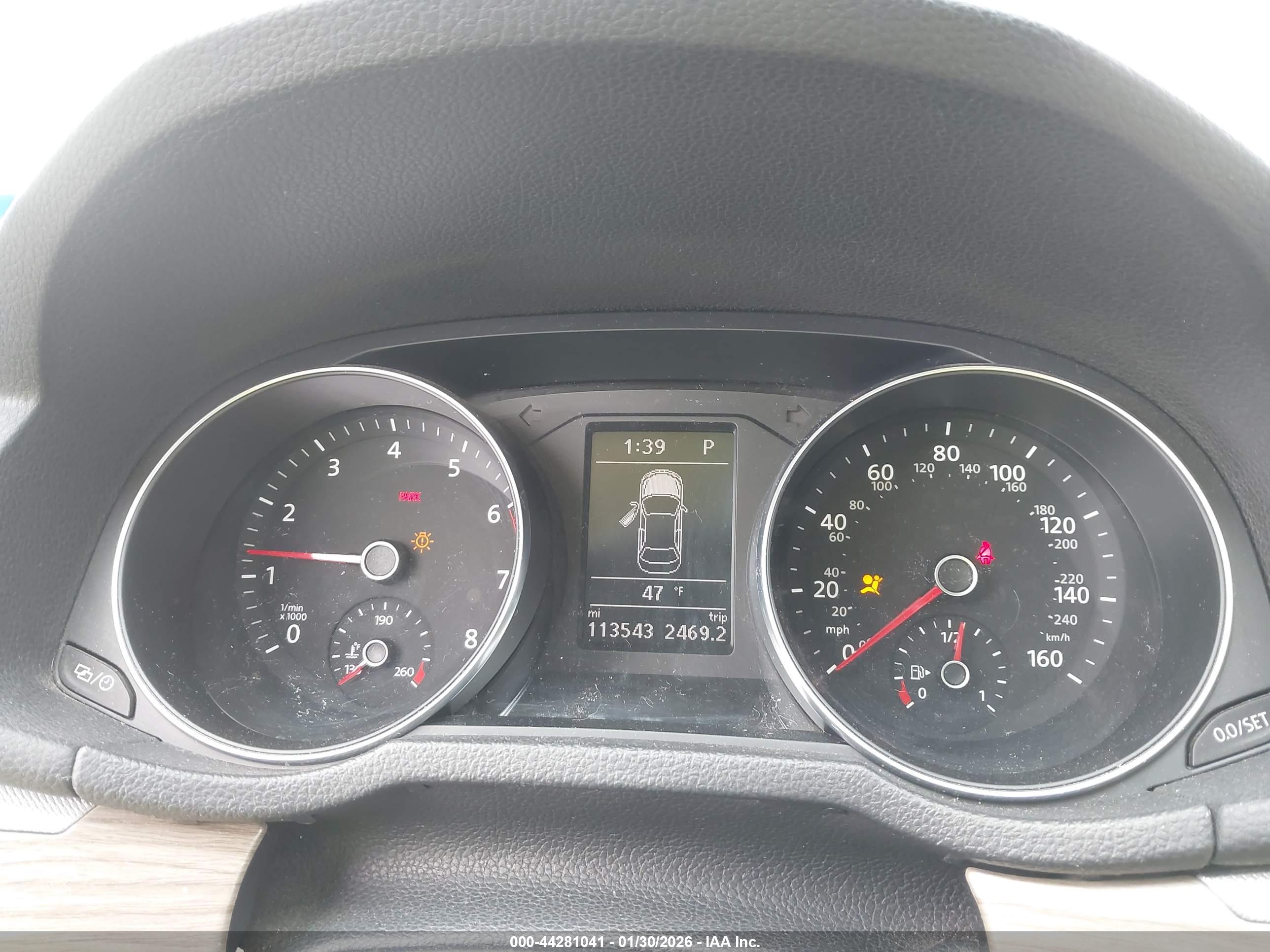 VOLKSWAGEN PASSAT image 7