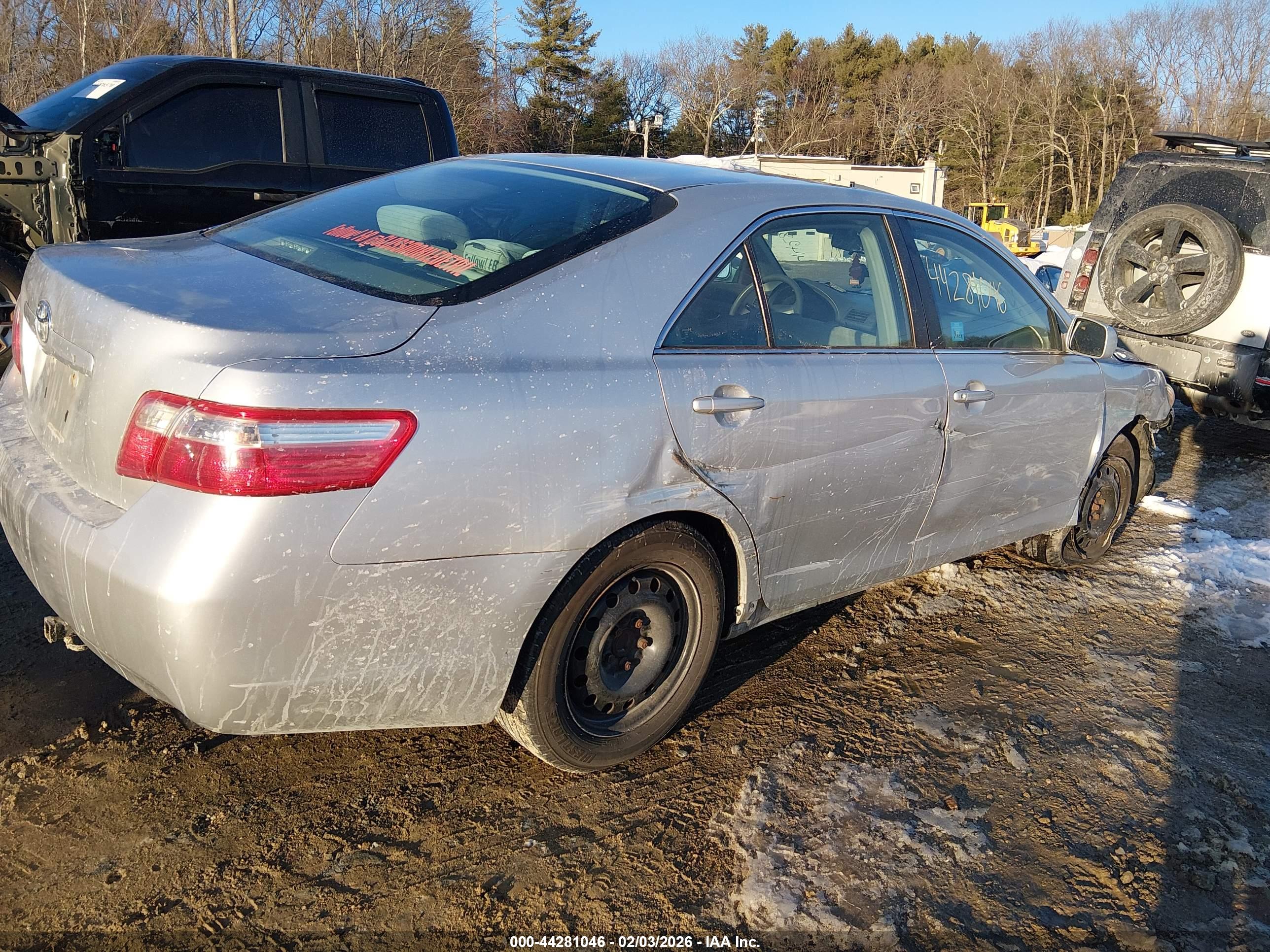 TOYOTA CAMRY image 4
