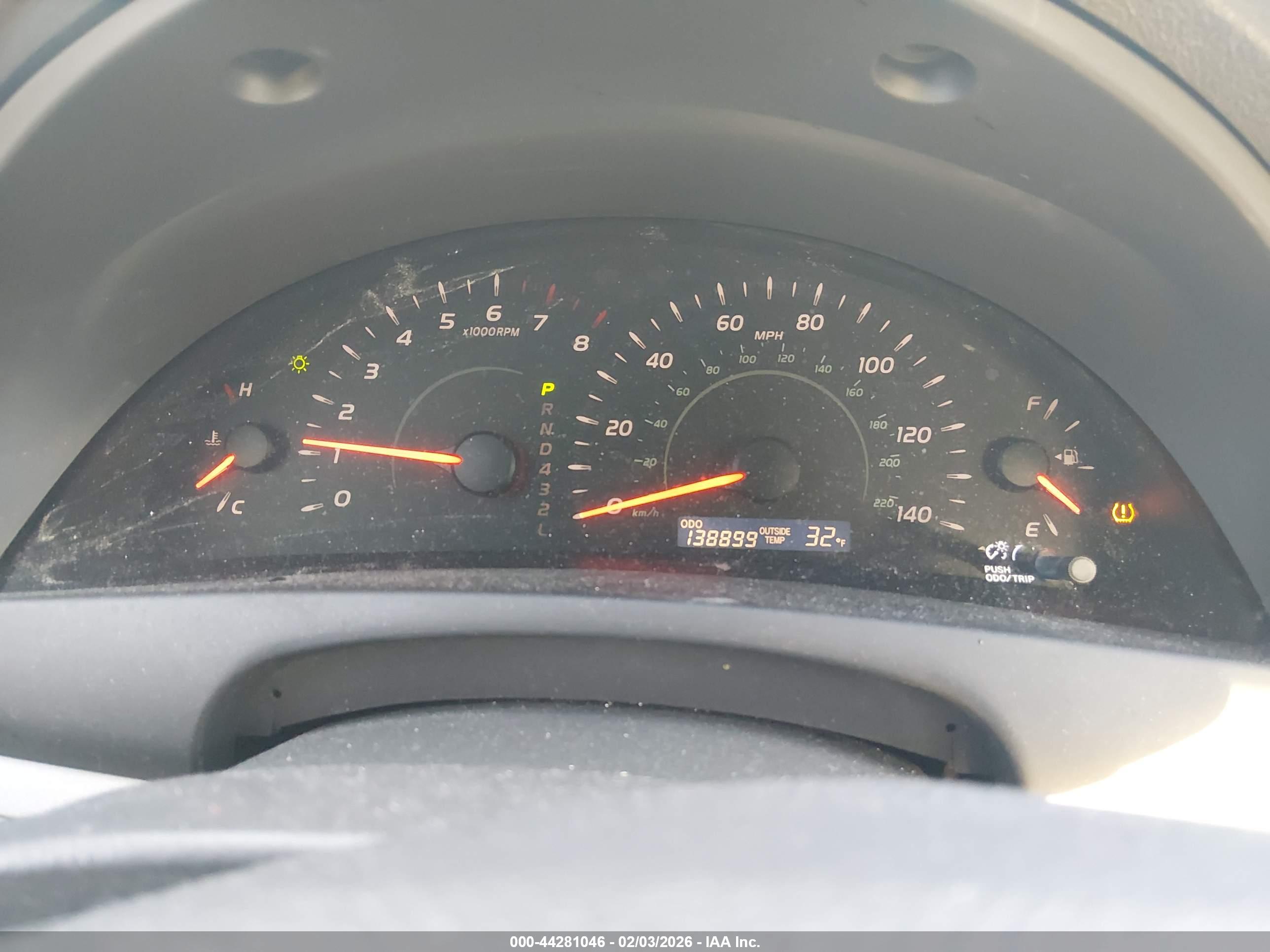 TOYOTA CAMRY image 7