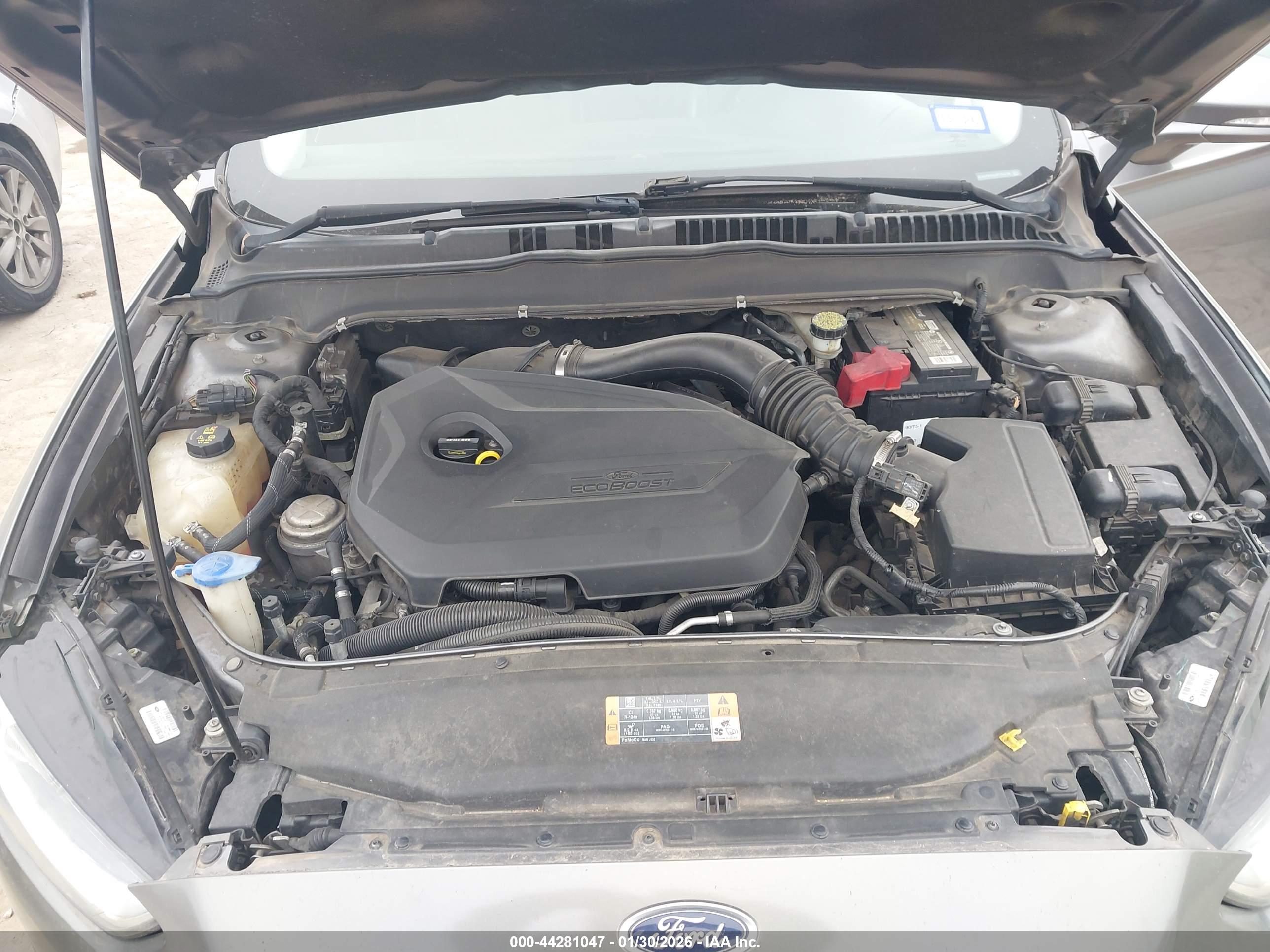 FORD FUSION image 10