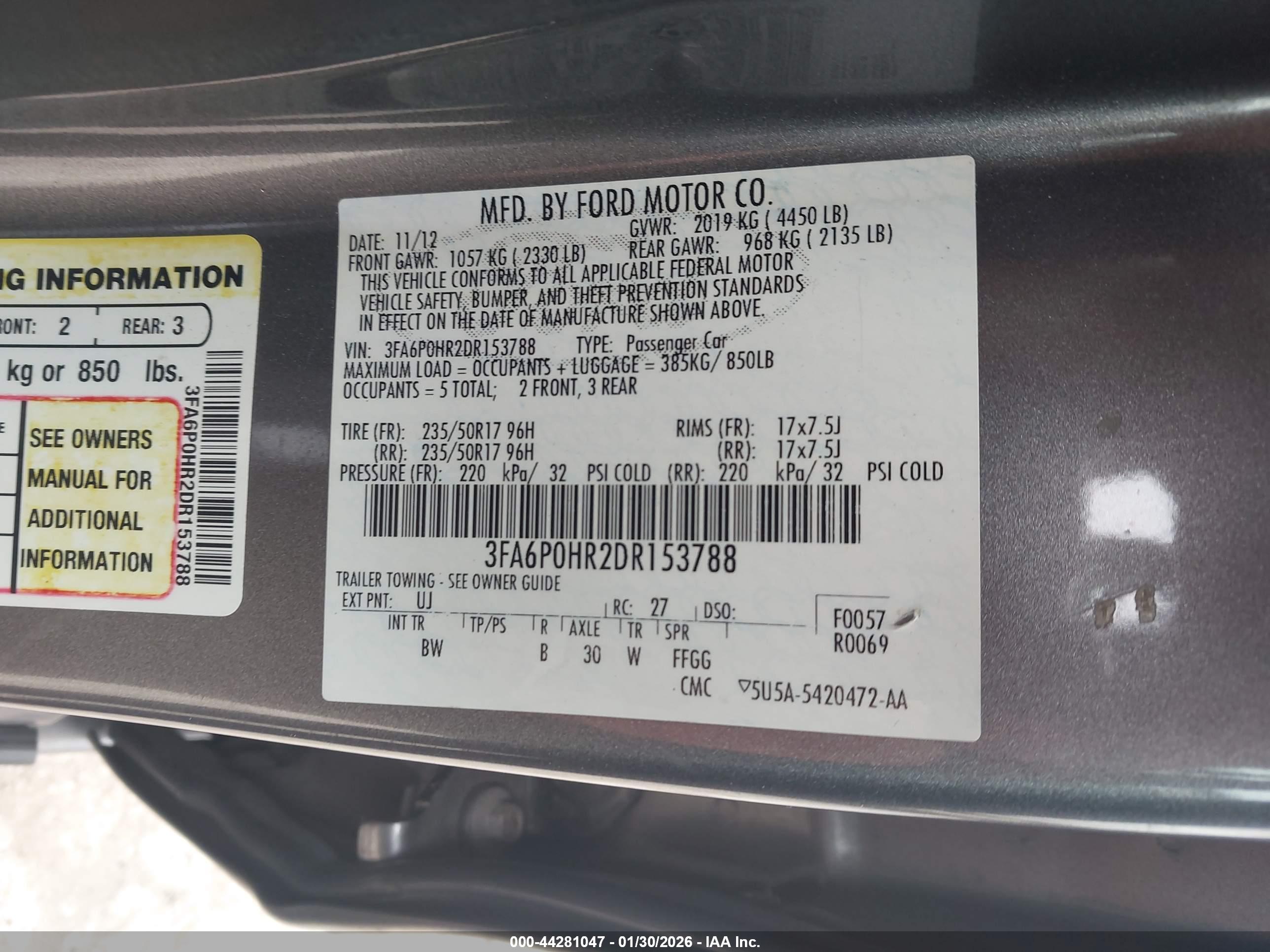 FORD FUSION image 9