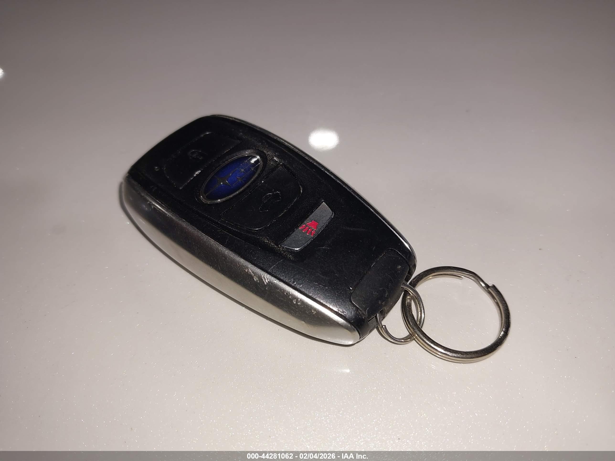 SUBARU OUTBACK image 11