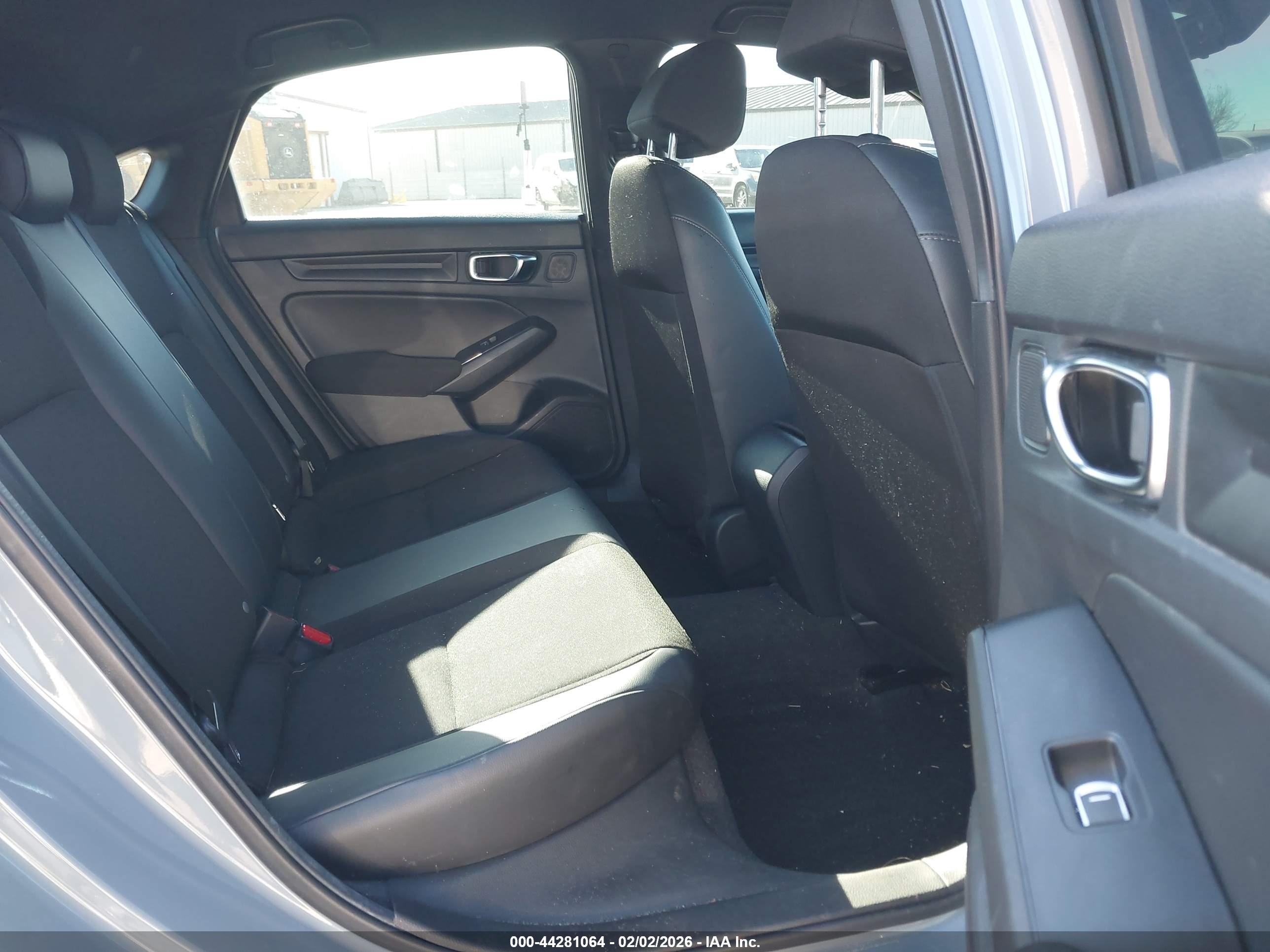 HONDA CIVIC image 8