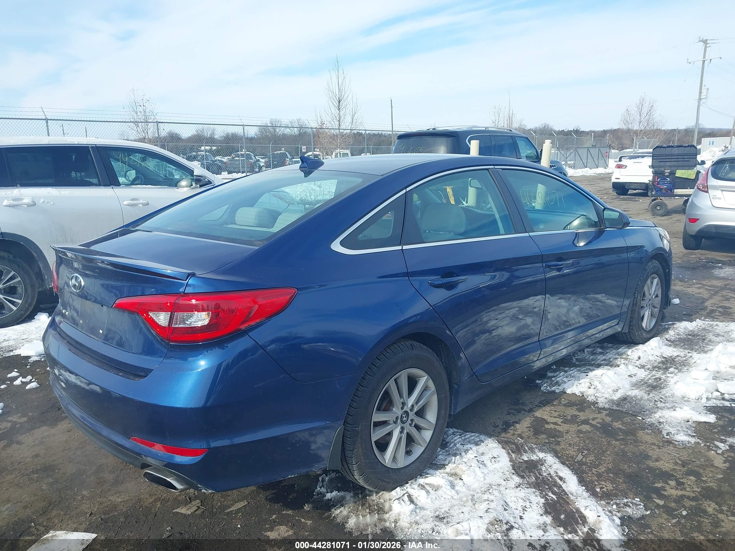 HYUNDAI SONATA image 4