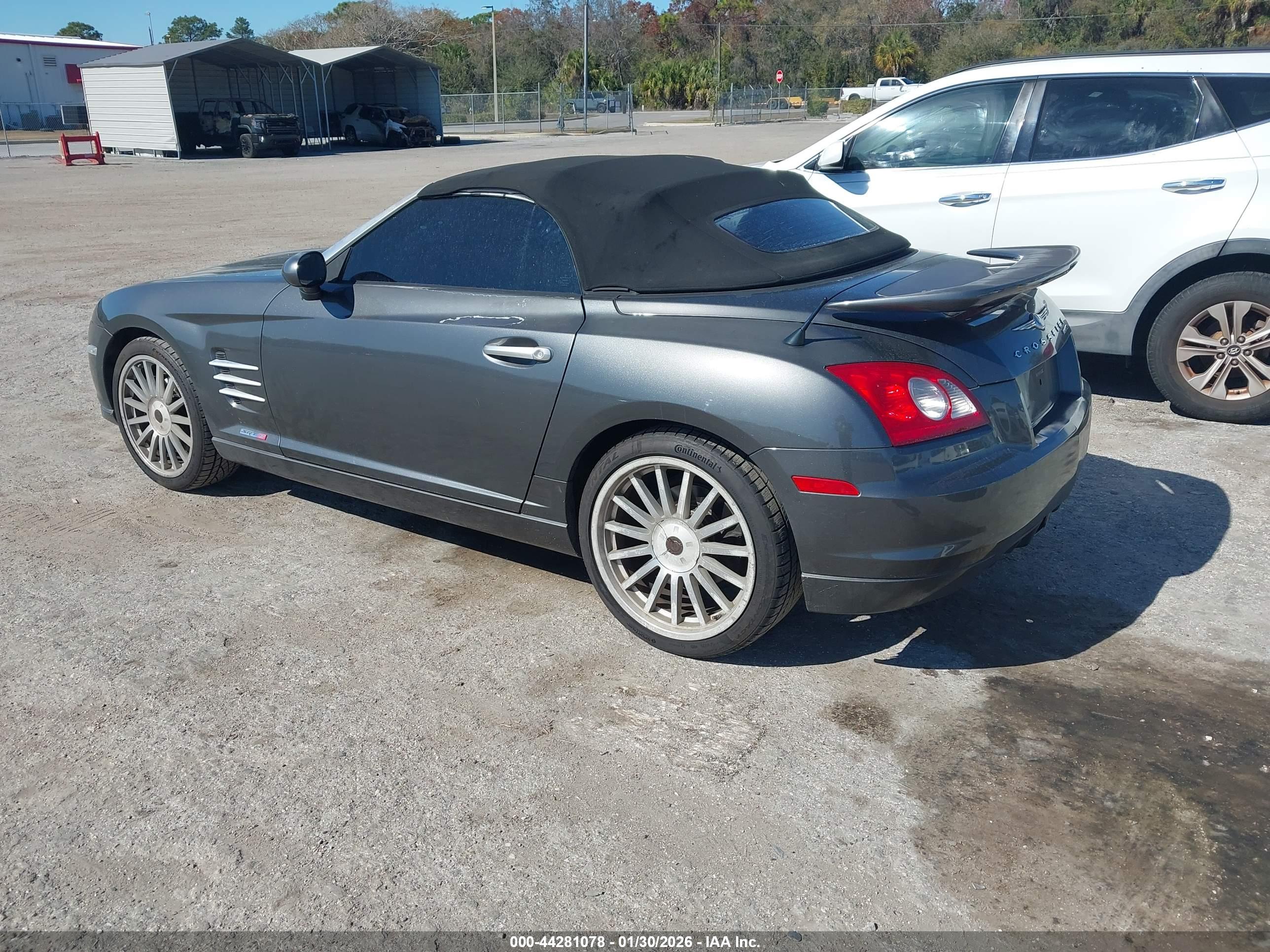 CHRYSLER CROSSFIRE image 3