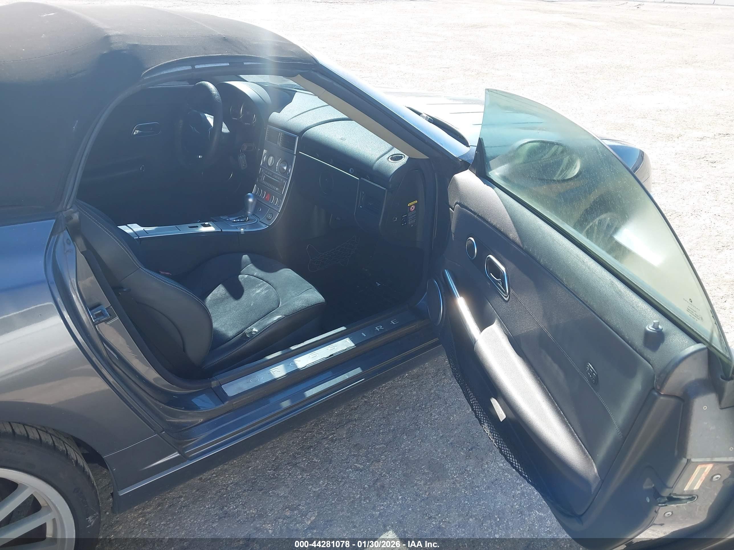 CHRYSLER CROSSFIRE image 5