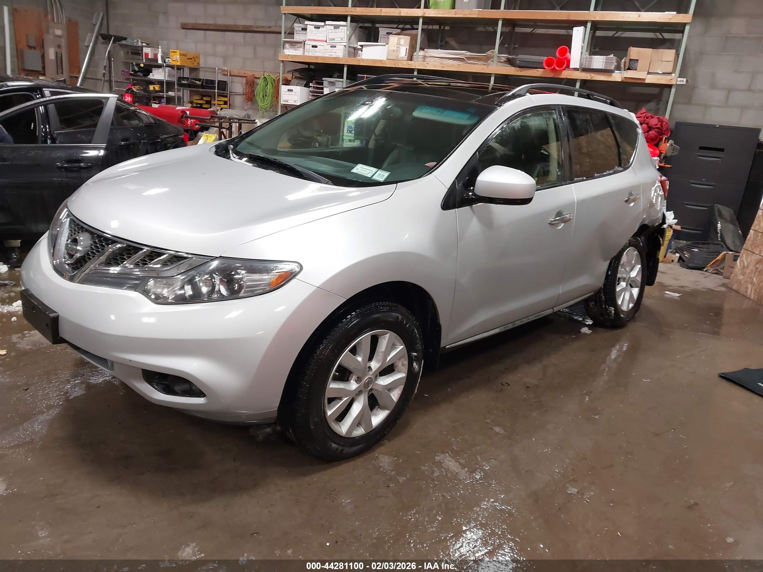 NISSAN MURANO image 2