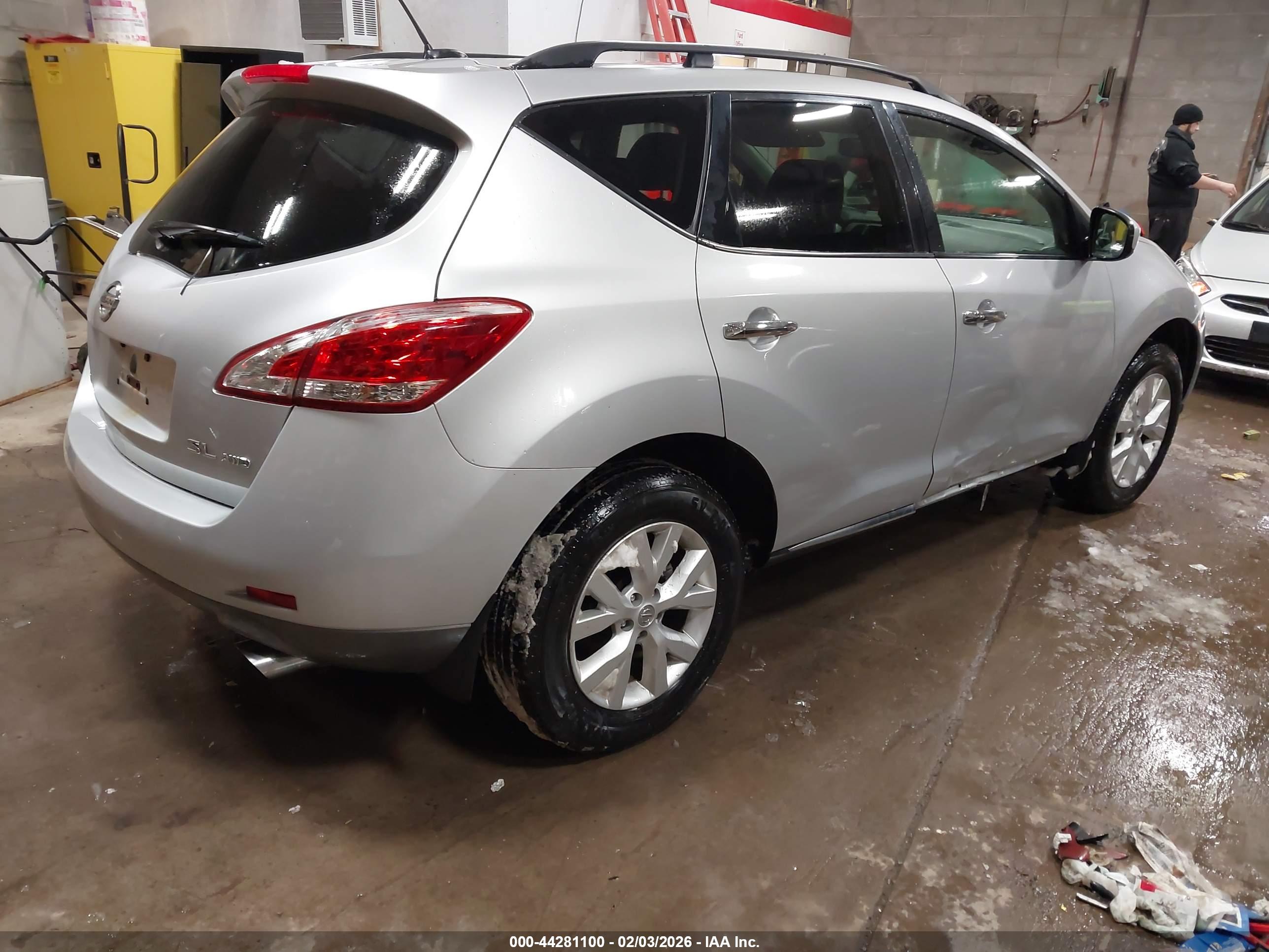 NISSAN MURANO image 4