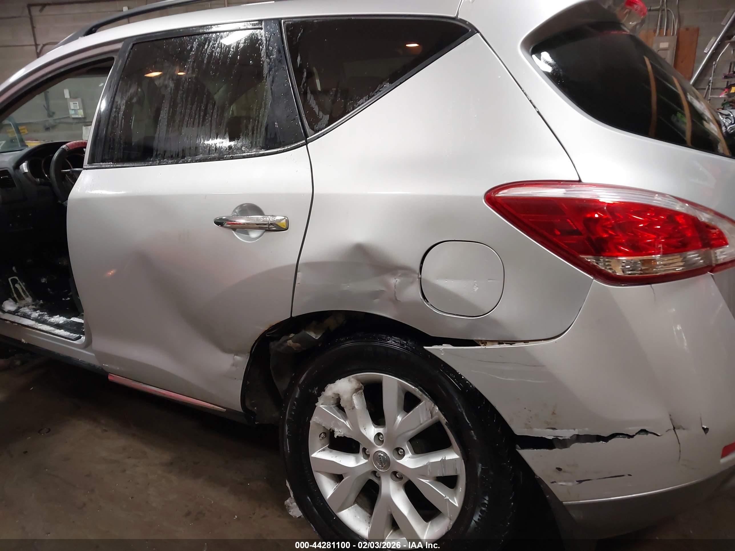 NISSAN MURANO image 6